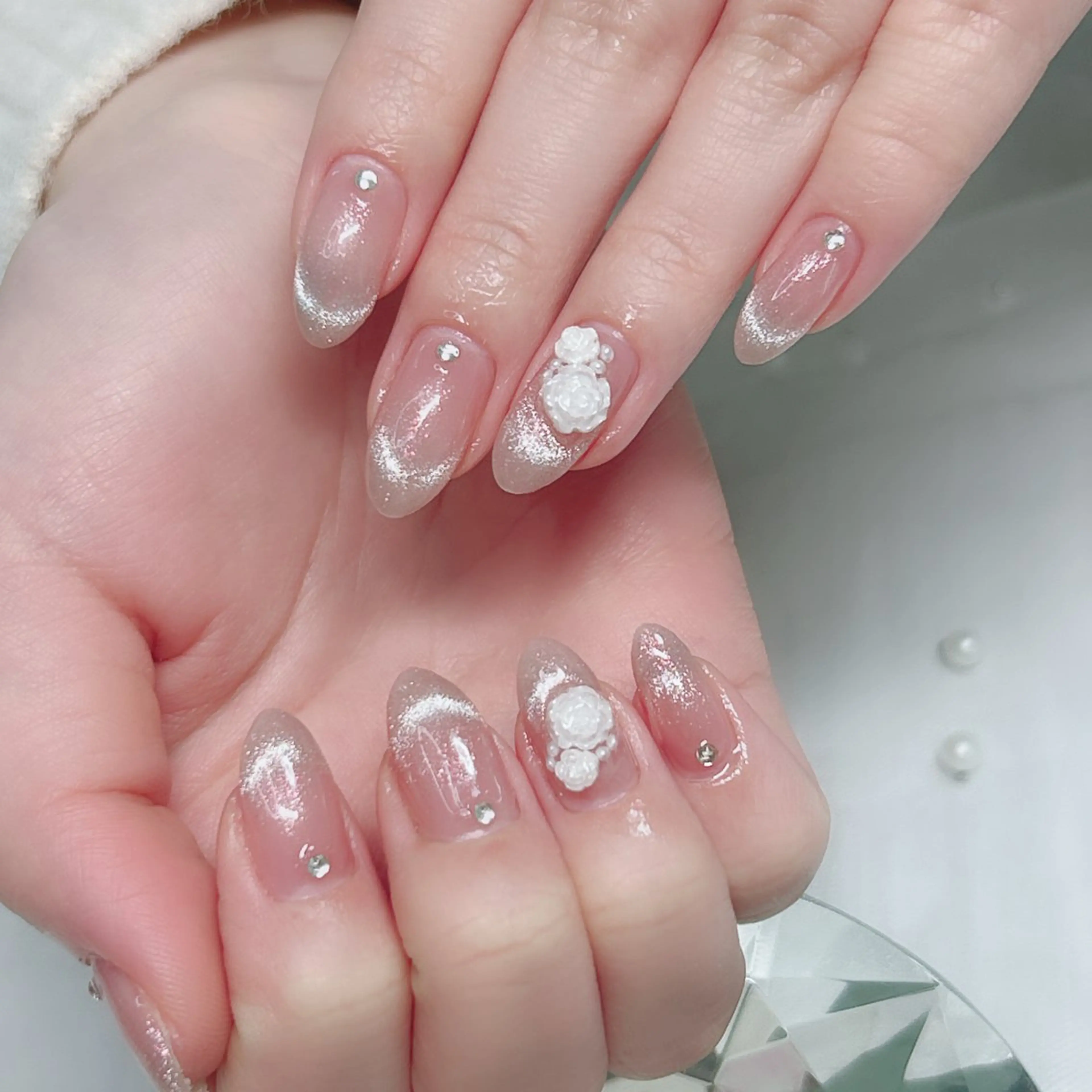 ネイル オーロラネイル ミラーネイル オフィスネイル ワンカラーネイル シンプルネイル ハンドネイル Cute Tips nailのネイルデザイン