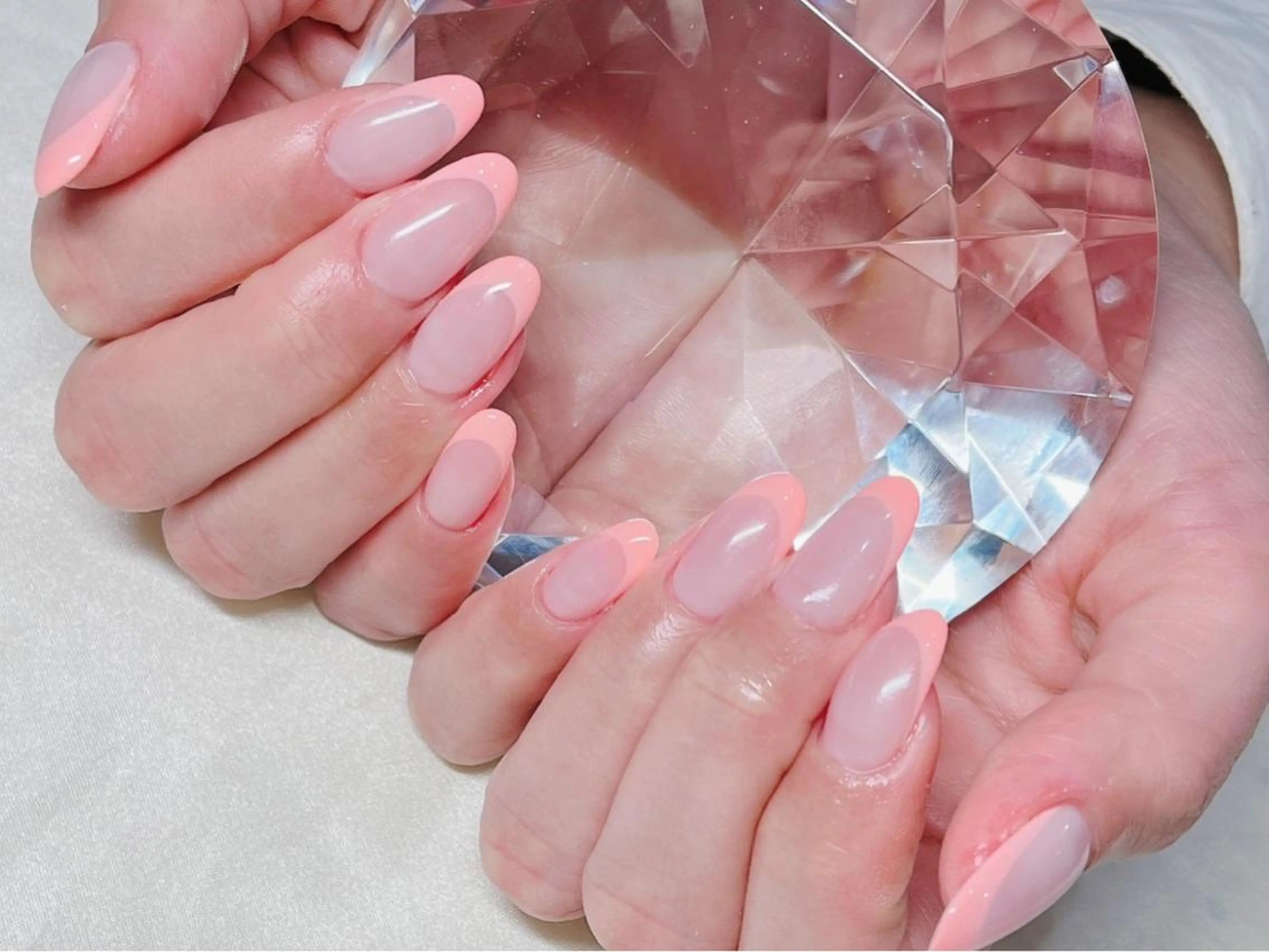 ネイル マツエク・マツパ アイブロウ 韓国風マツエク パリジェンヌラッシュリフト まつげパーマ ワンホンマツエク 長さ出し ハンドネイル Nail&eye Belire 新宿のネイルデザイン