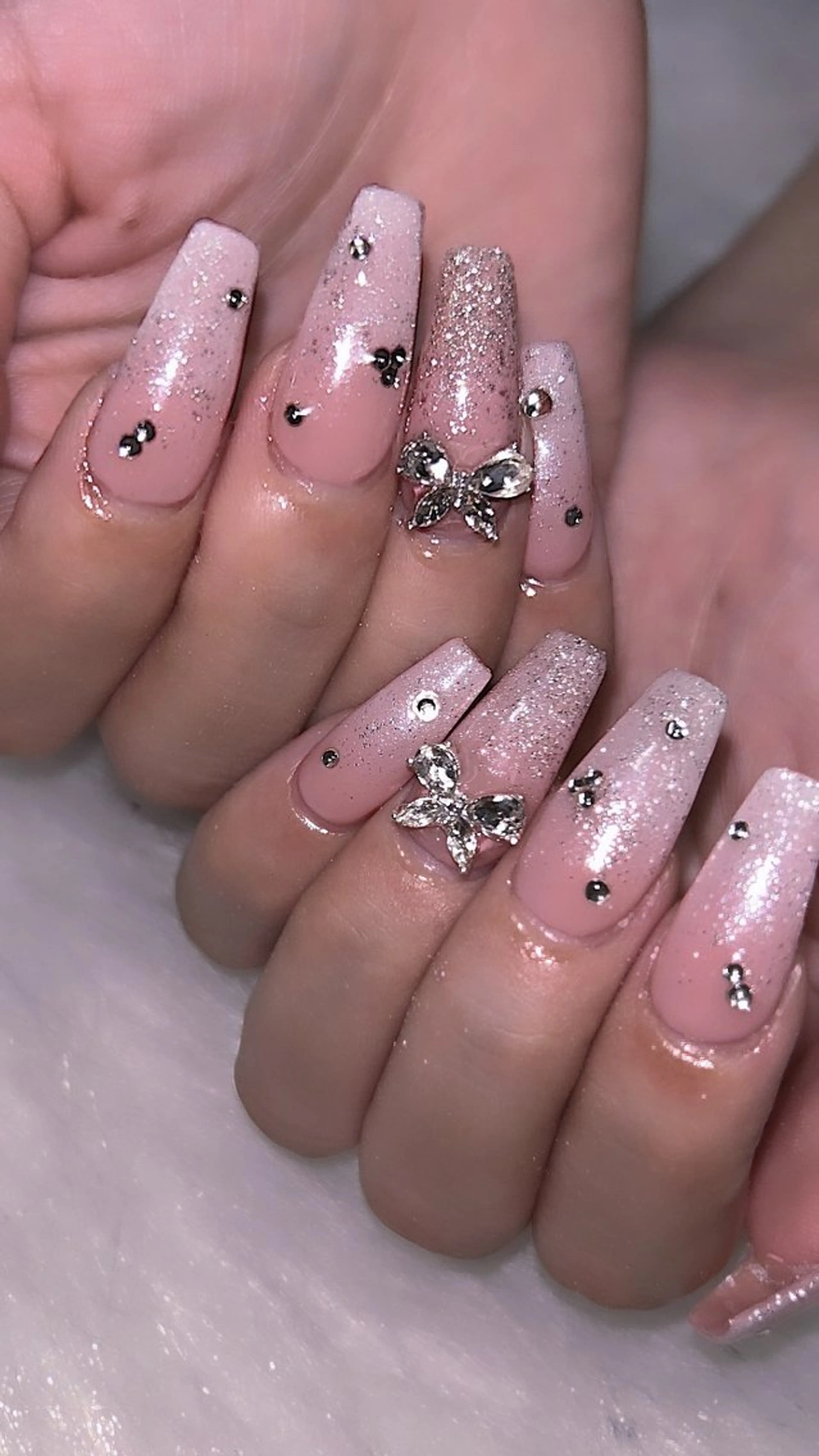 ネイル 高草木 桃香のネイルデザイン