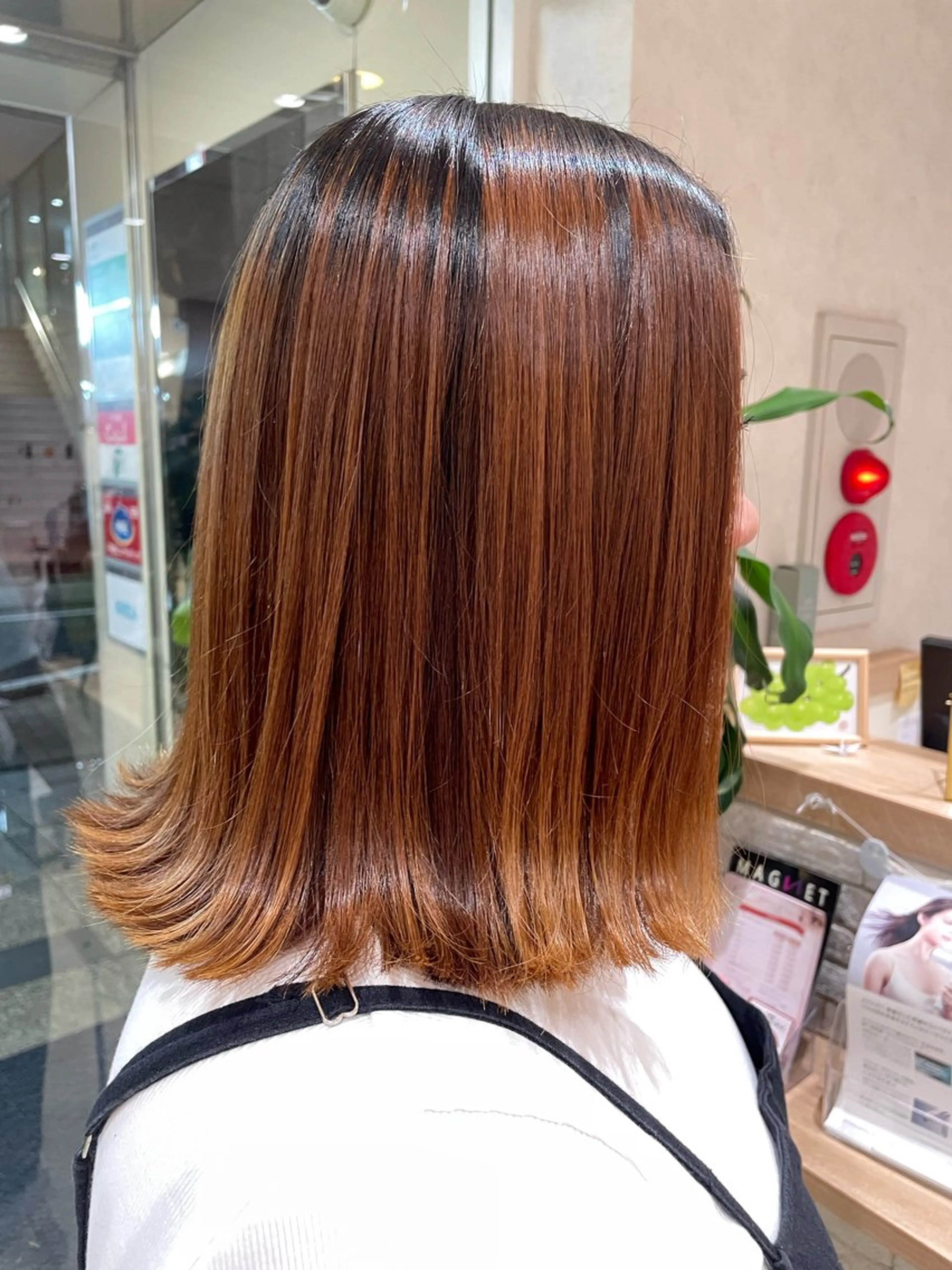 セミロング レイヤー×ハイライト 🌷RINA🌷のヘアスタイル