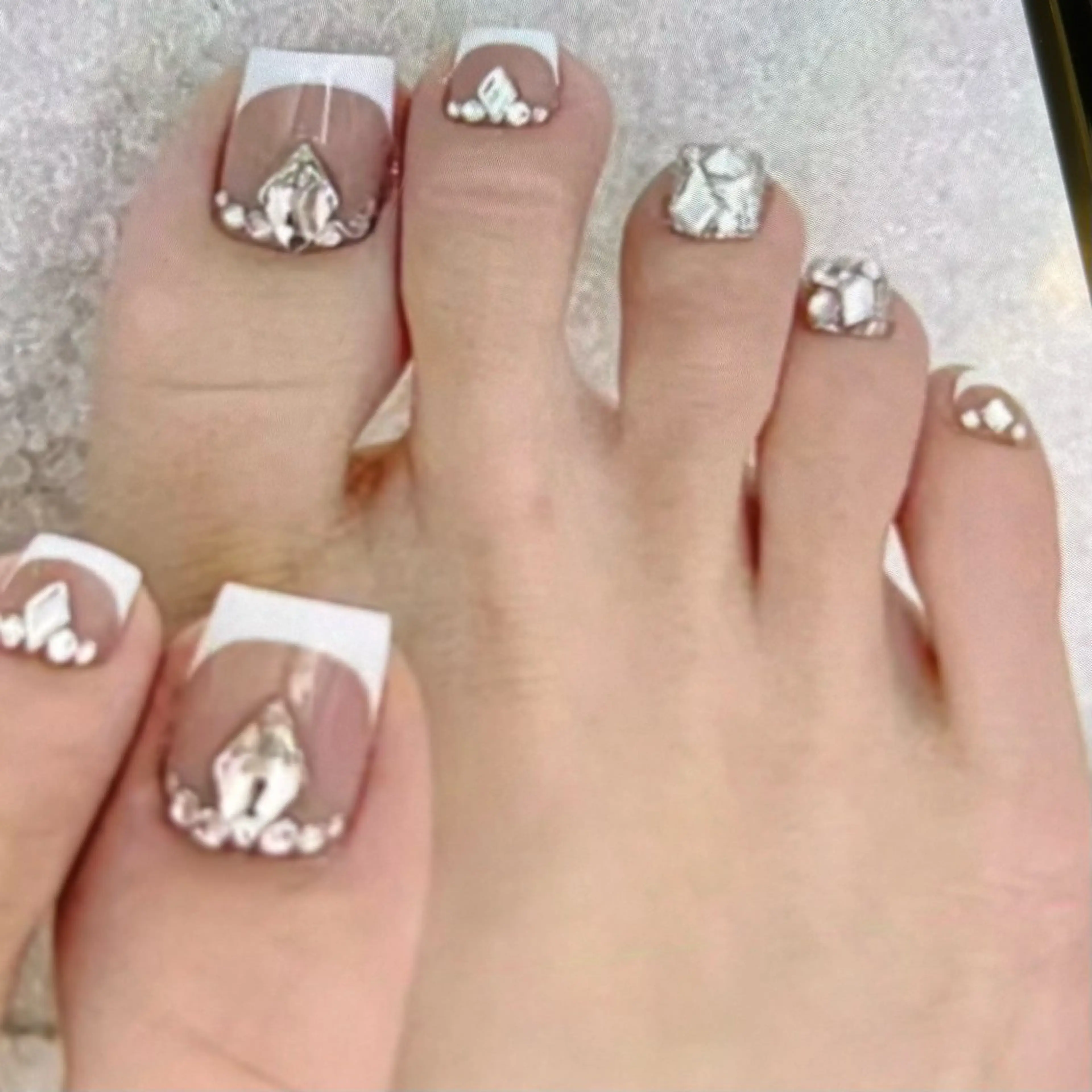 ネイル H3 Nail Tsuki🦋💙のネイルデザイン