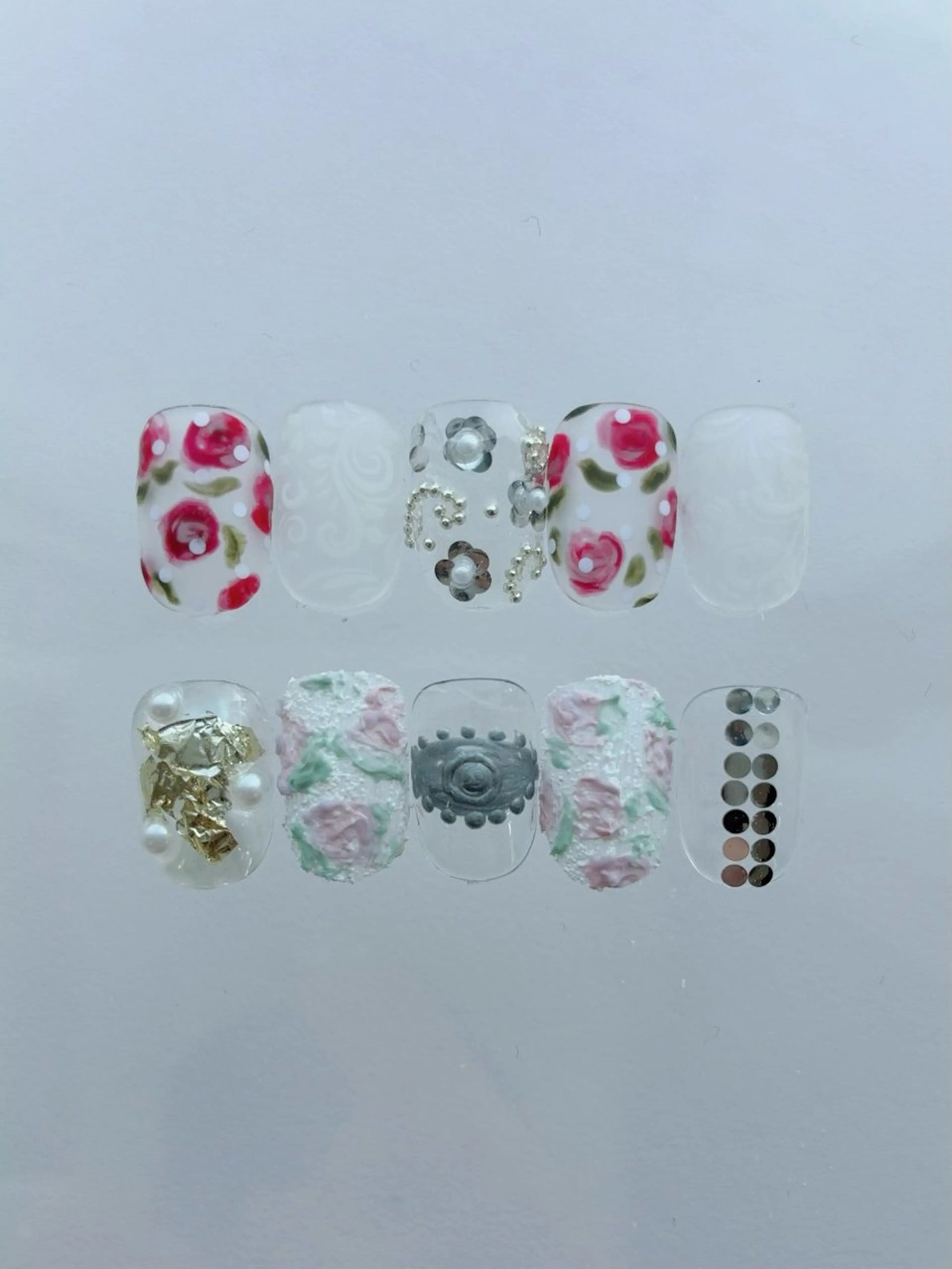 ネイル BRooCH yuzuのネイルデザイン