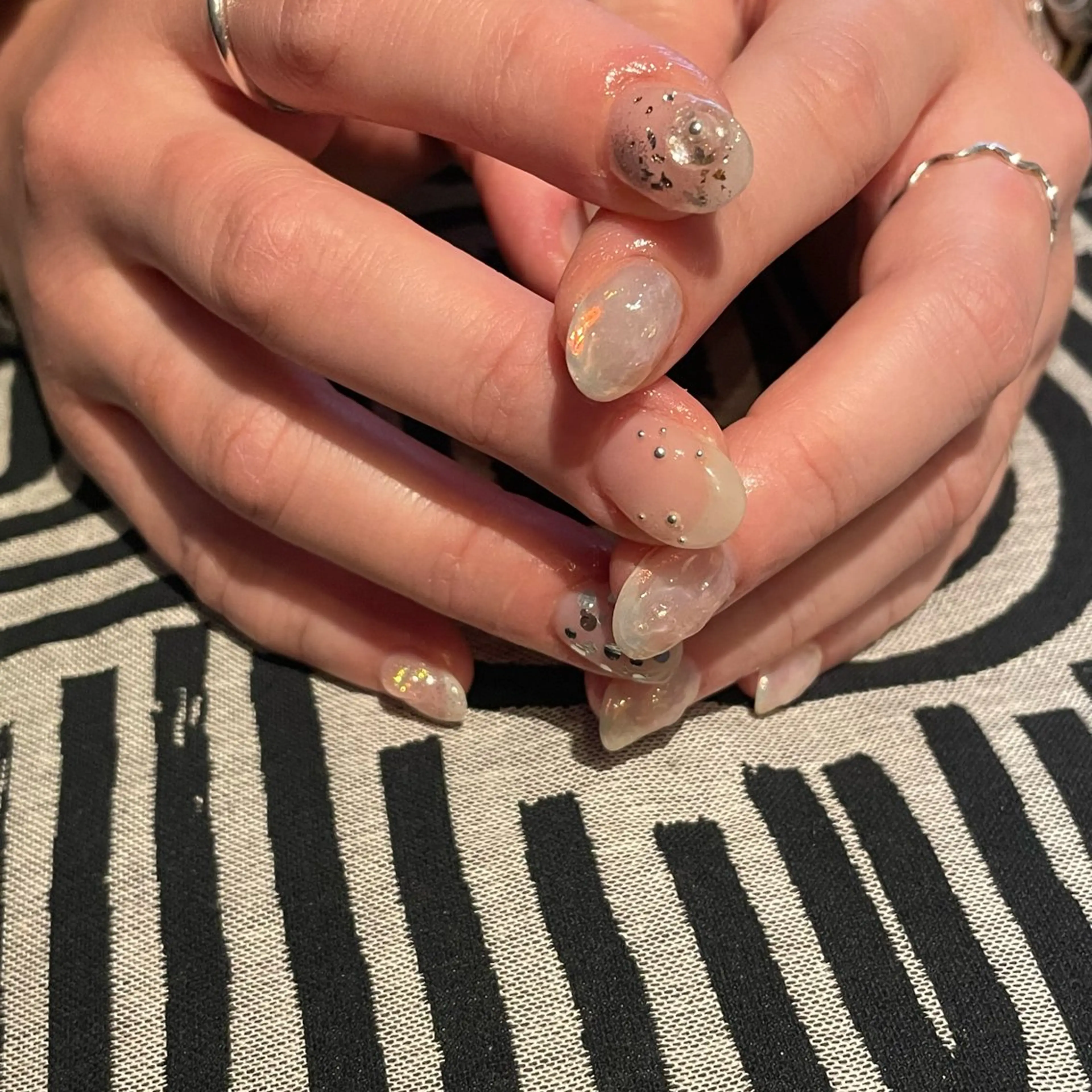 ネイル ハンドネイル カメレオン京橋🌻 草葉由佳のネイルデザイン