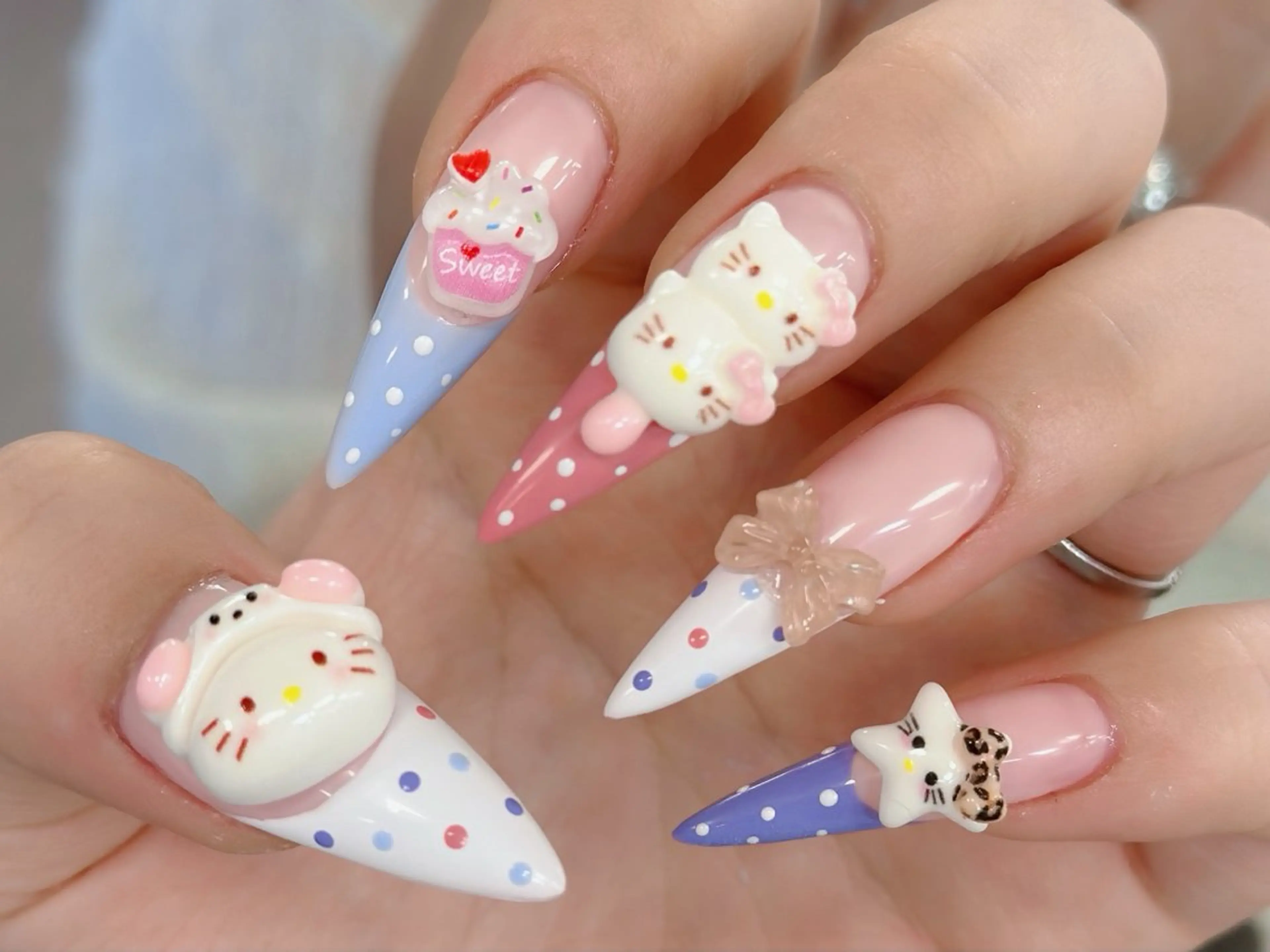 ネイル ハンドネイル Mira Nail Studioのネイルデザイン