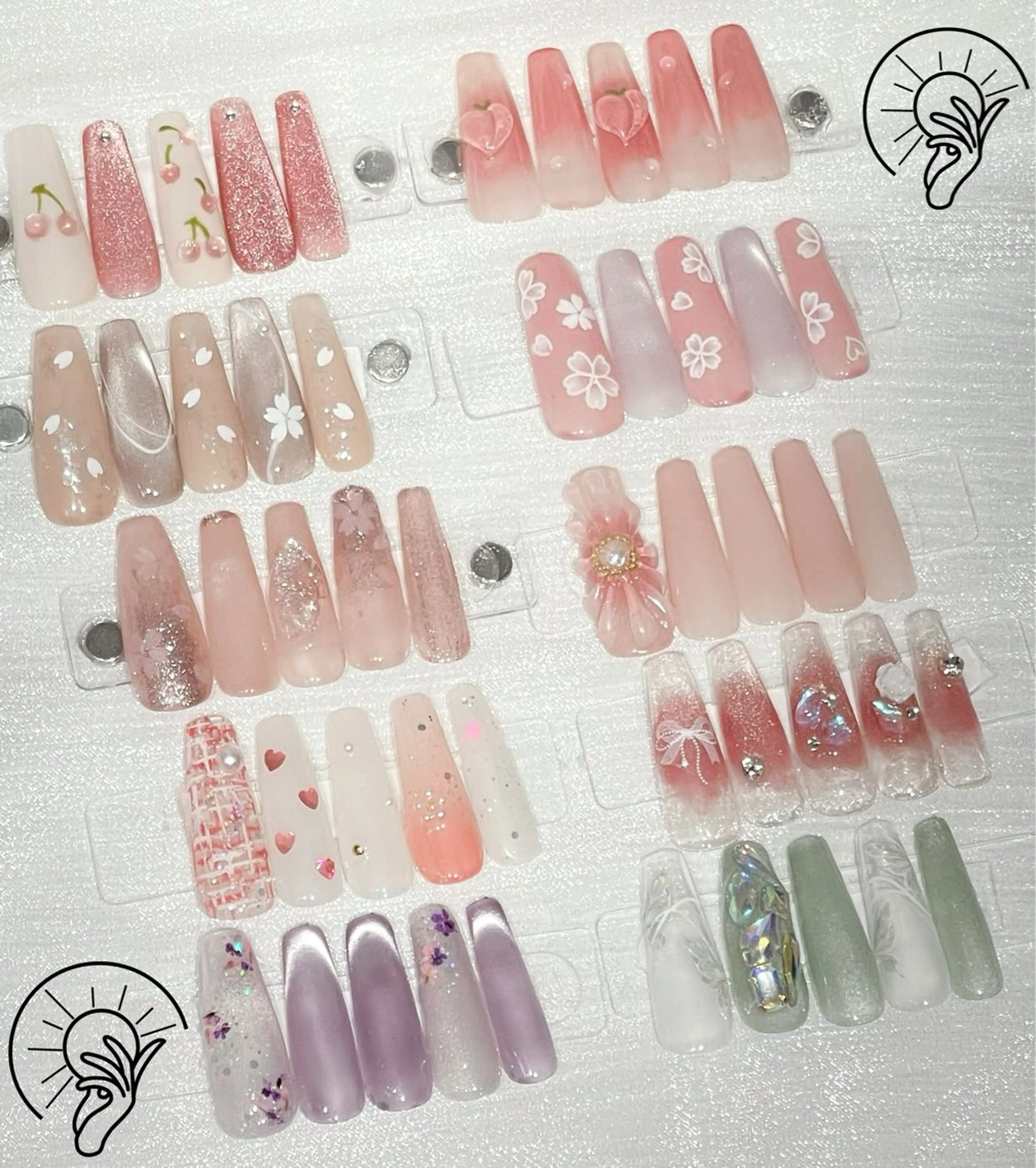 ネイル チークネイル 長さ出し フラワーネイル フレンチネイル ガーリー ハンドネイル Sun Nail 池袋のエステ・リラクイメージ