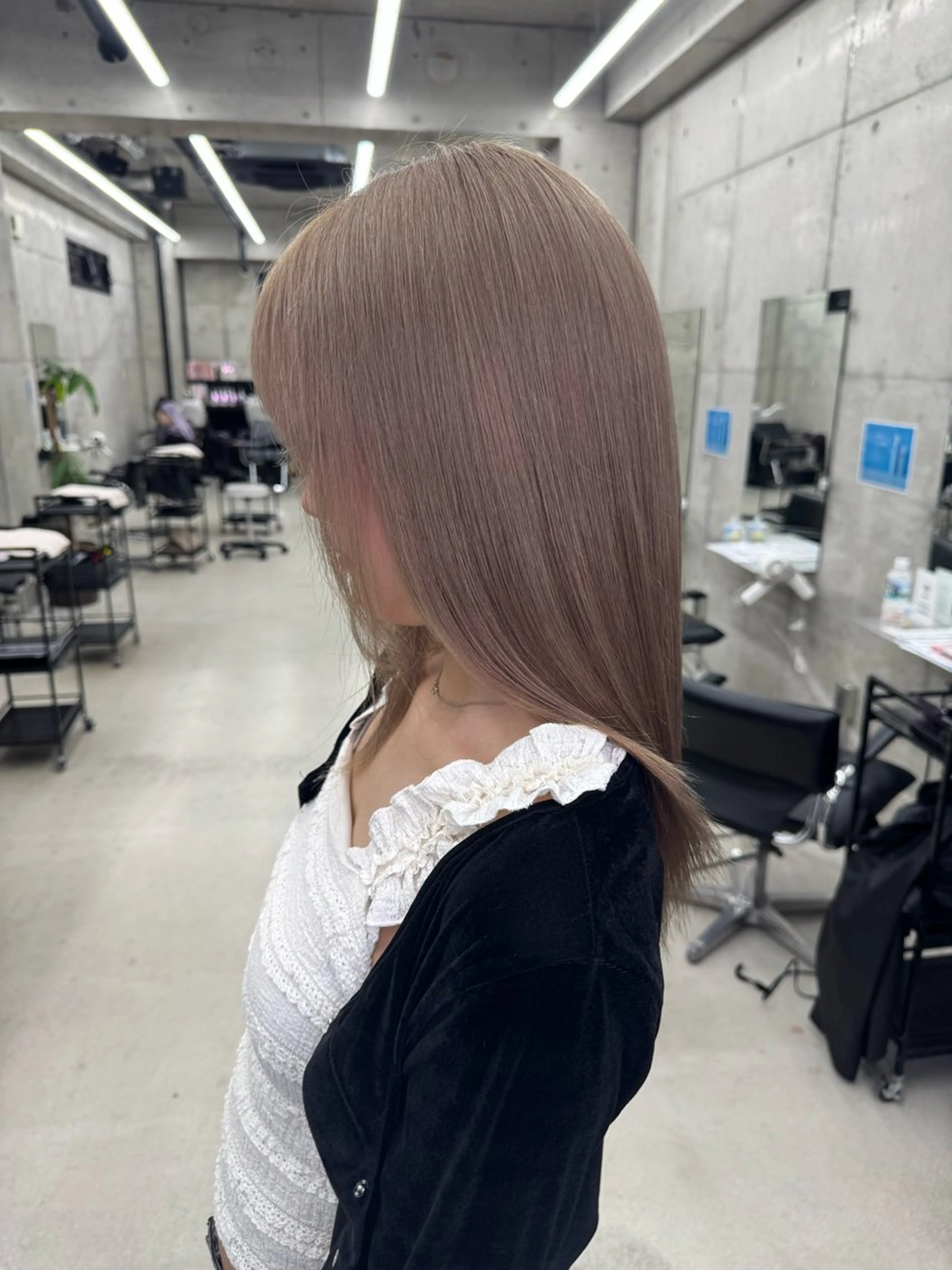 カラー ヘアカラー Asami/名古屋/ ハイトーン/デザインのヘアスタイル