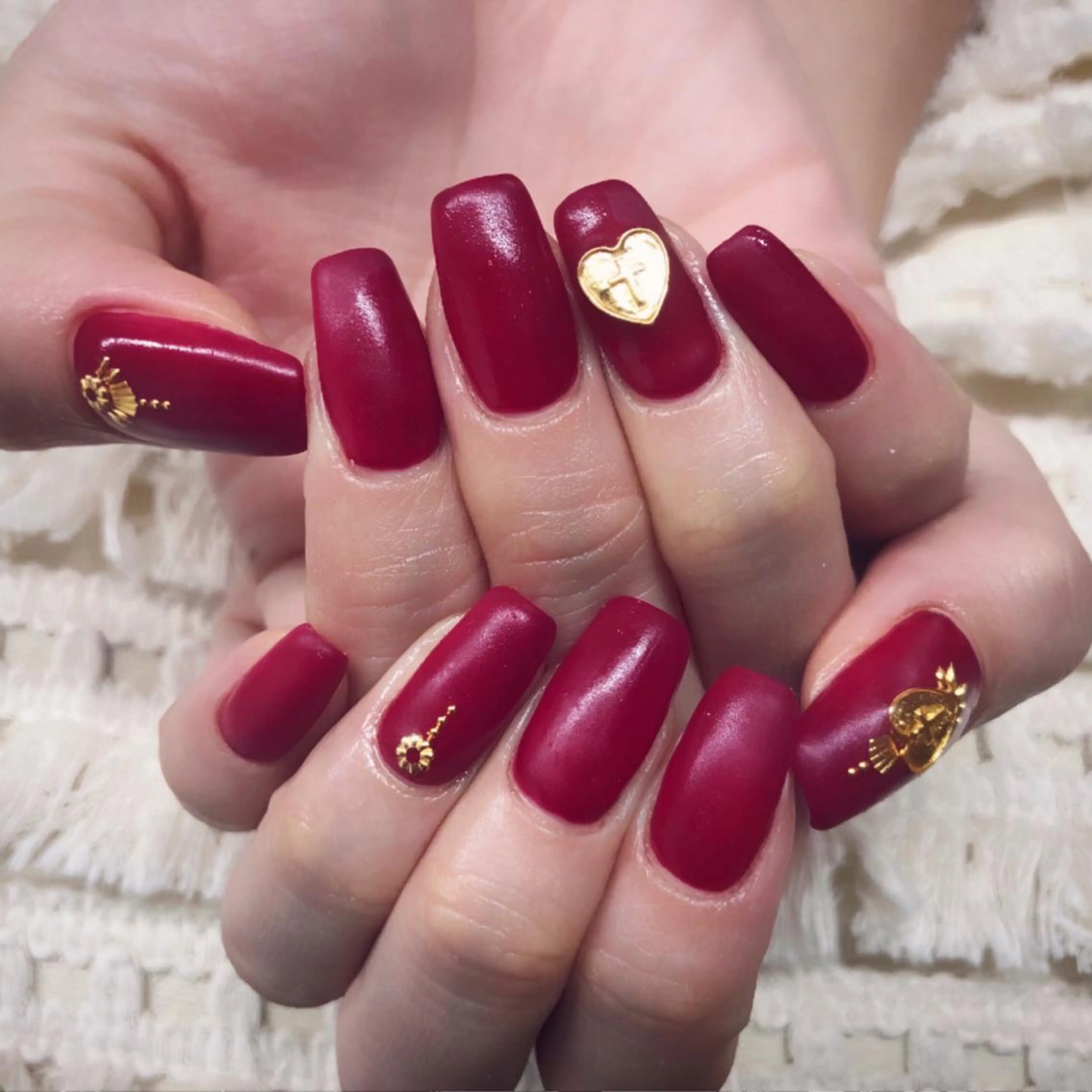 ネイル マットネイル 赤色 ハンドネイル MAYME所属・MAYME TAMAKIのネイルデザイン