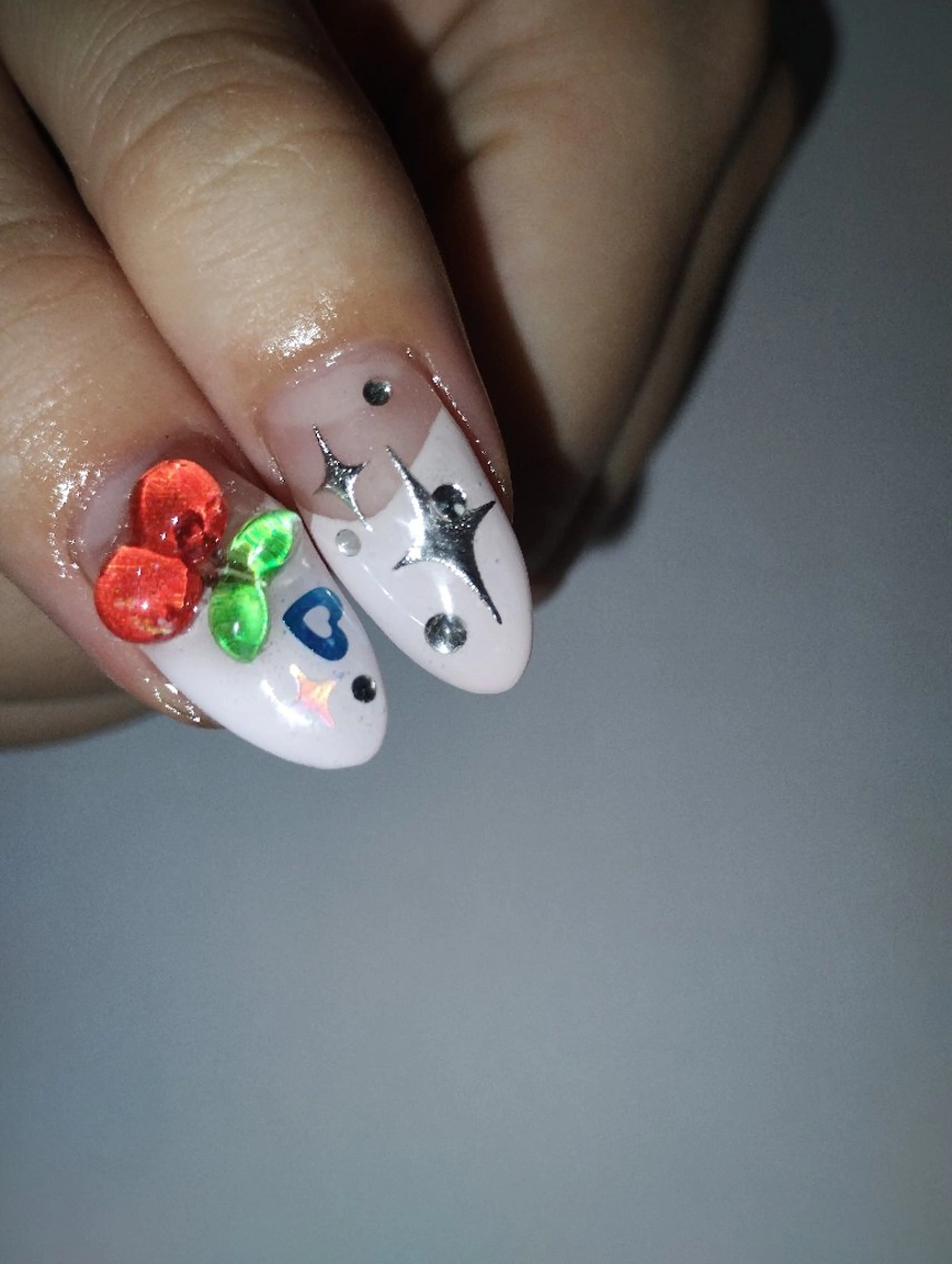 ネイル 424 nailsのネイルデザイン