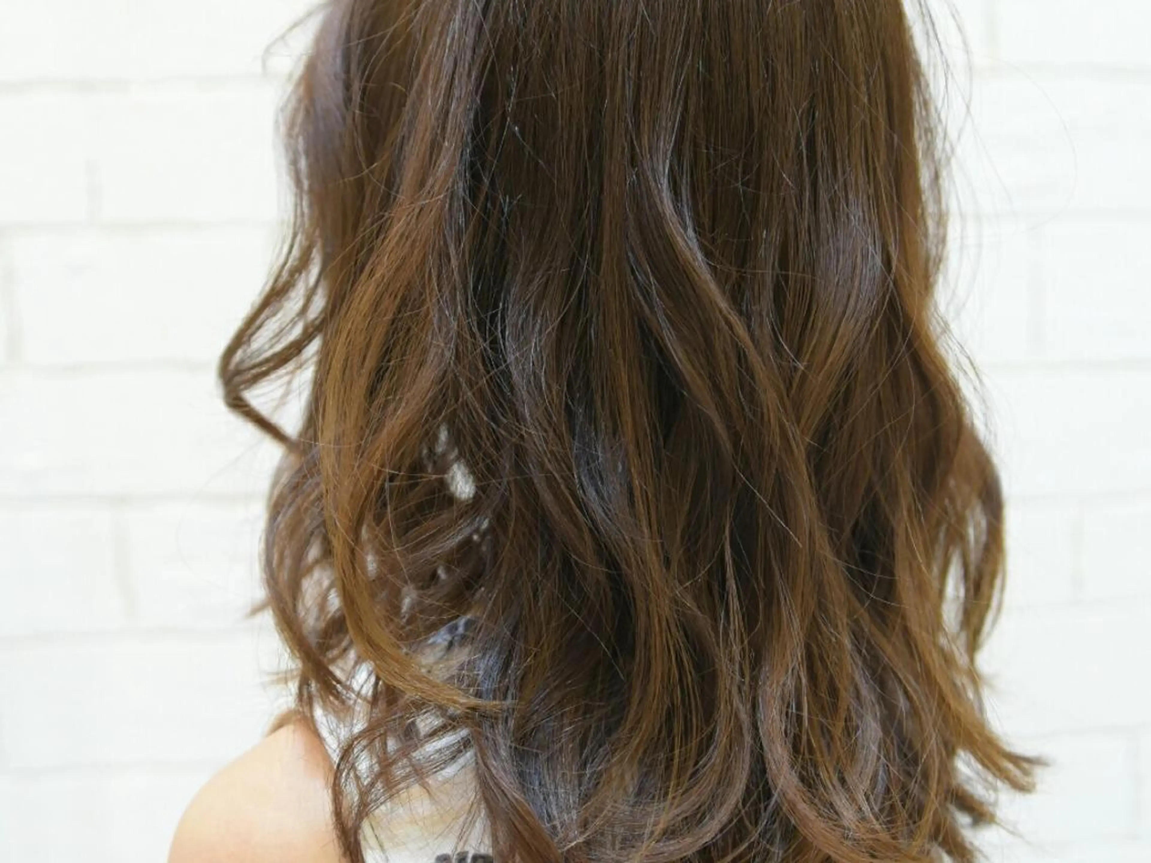 ミディアム セミロング カラー 野々山 直貴のヘアスタイル