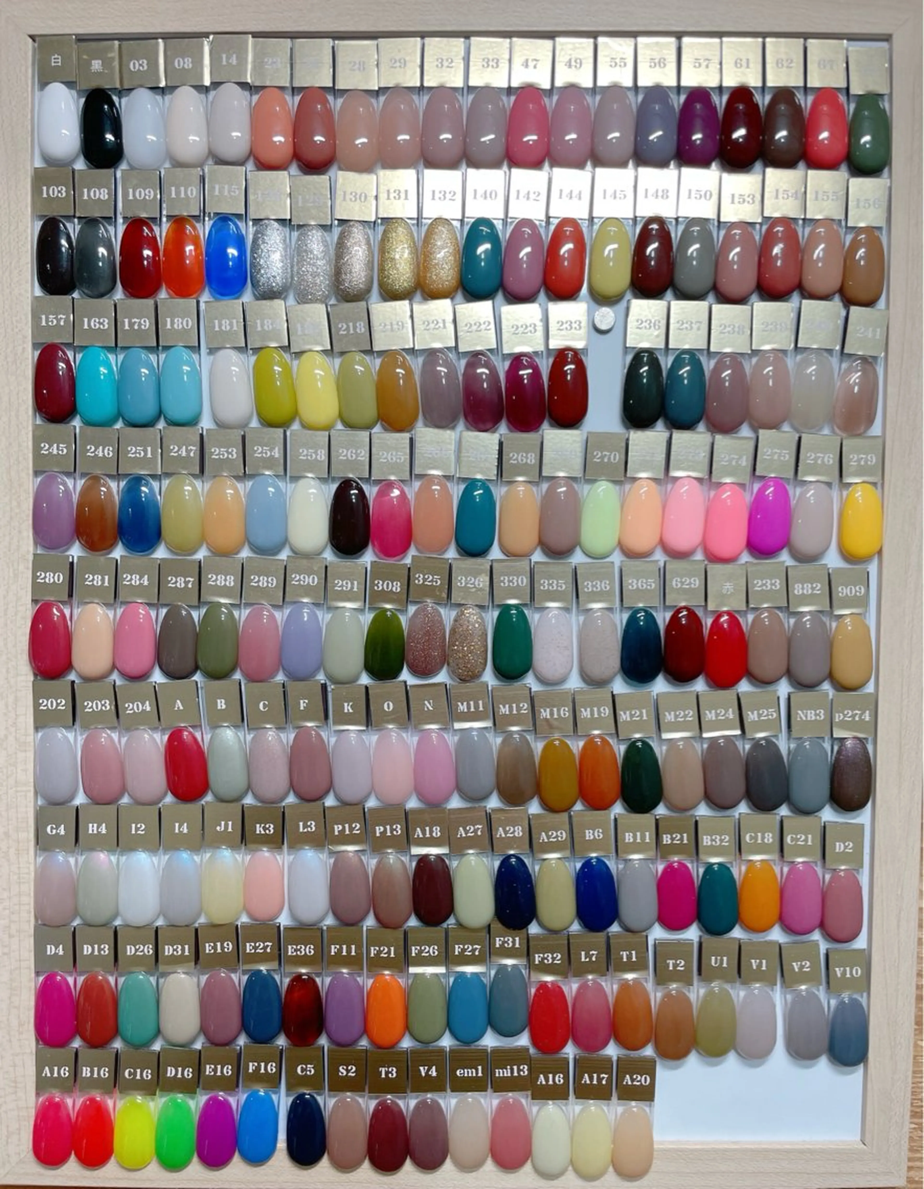 ネイル nailroom OHANA🌴のネイルデザイン