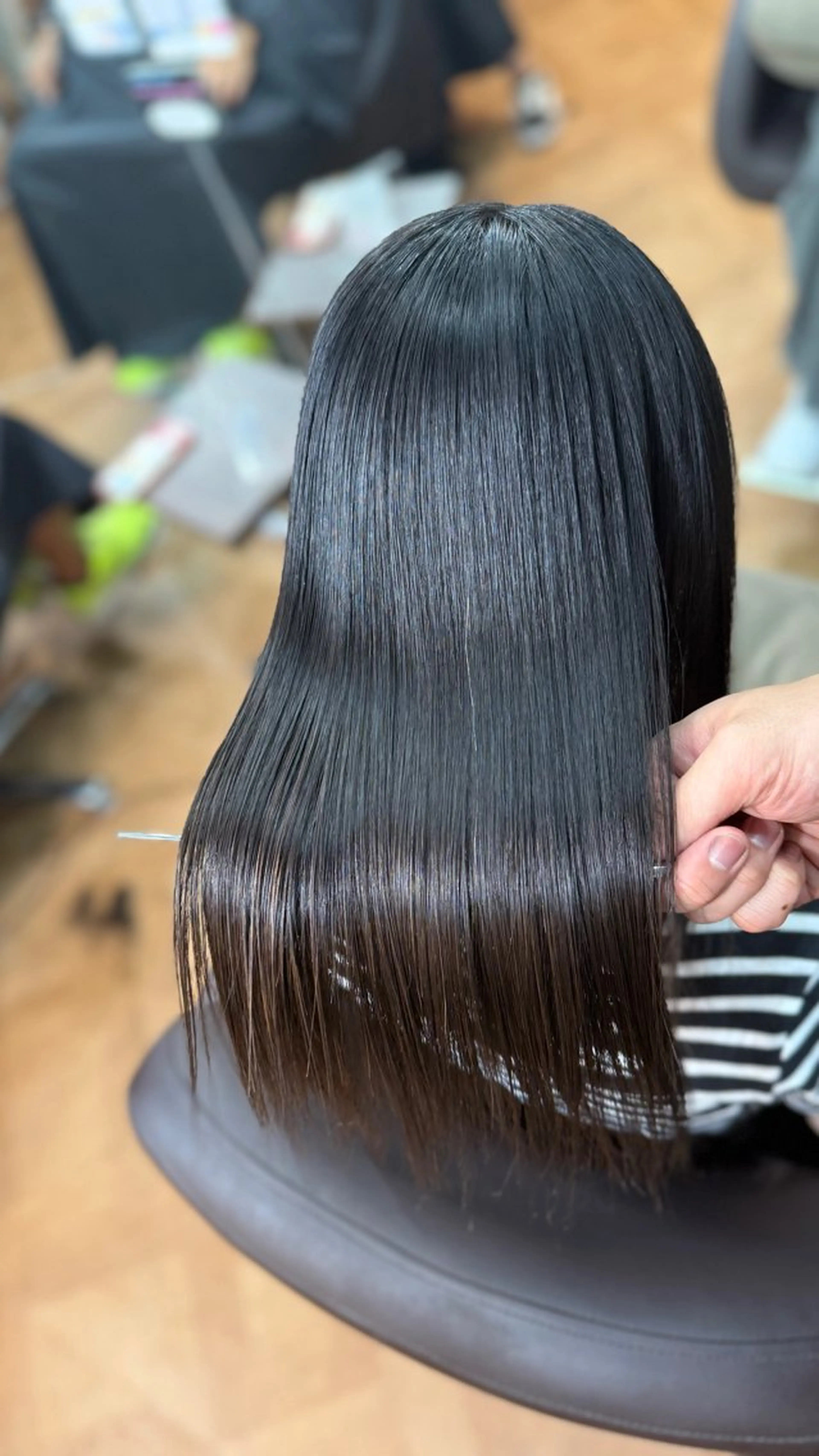 セミロング 縮毛矯正 トリートメント 髪質改善 晟之介のヘアスタイル