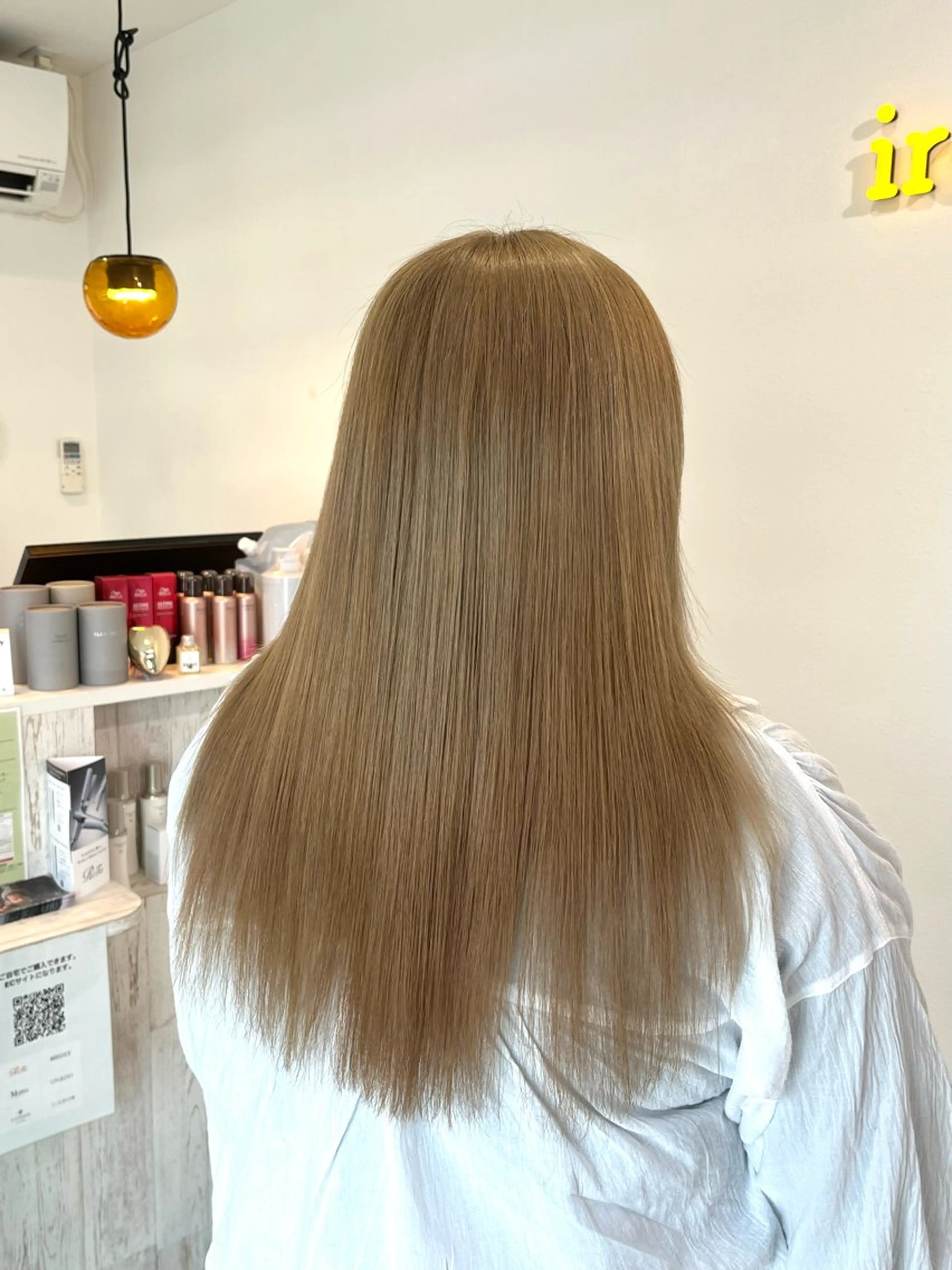 セミロング カラー イロアイヘアー Renのヘアスタイル