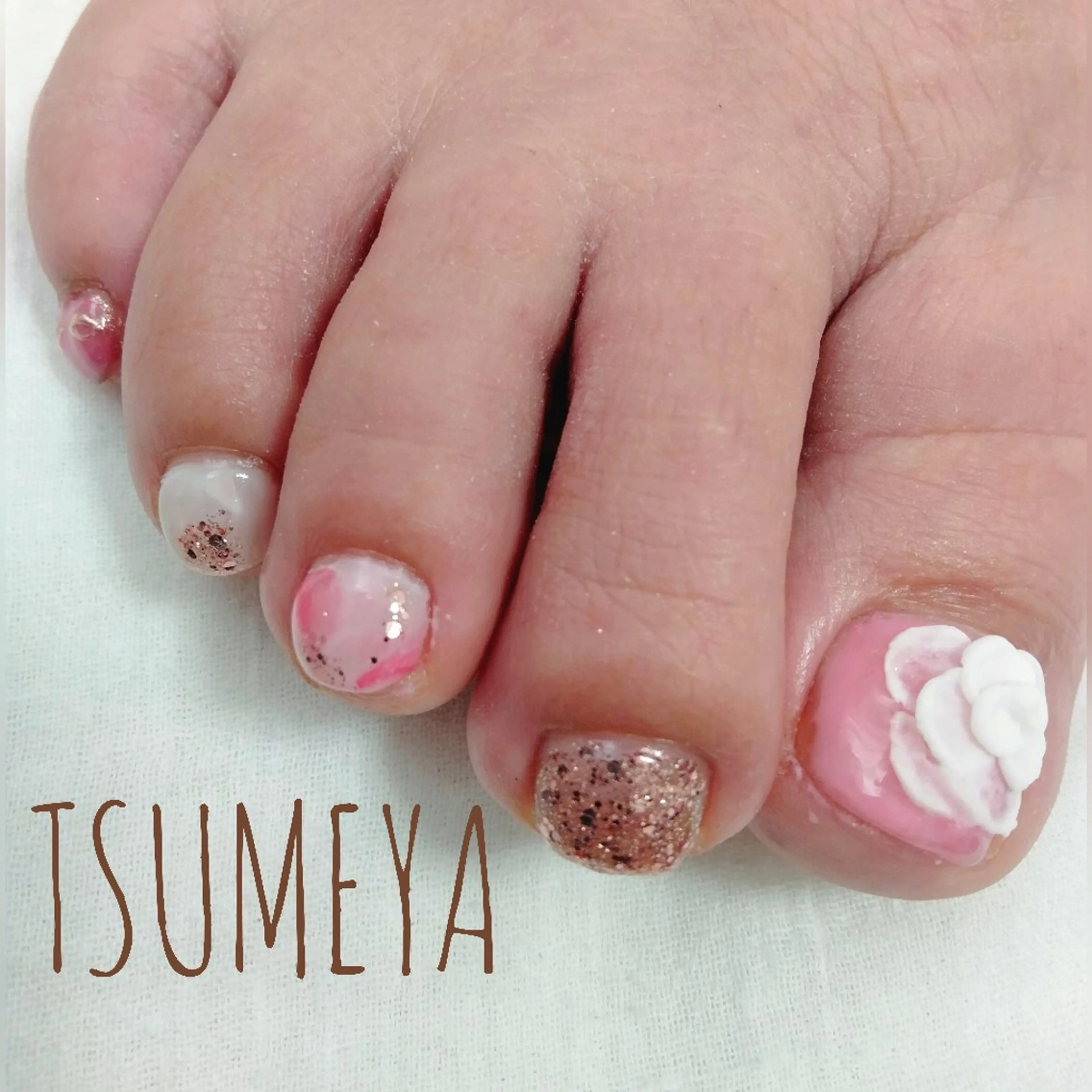 ネイル アートネイル フラワーネイル フットネイル _TSUMEYA _のネイルデザイン