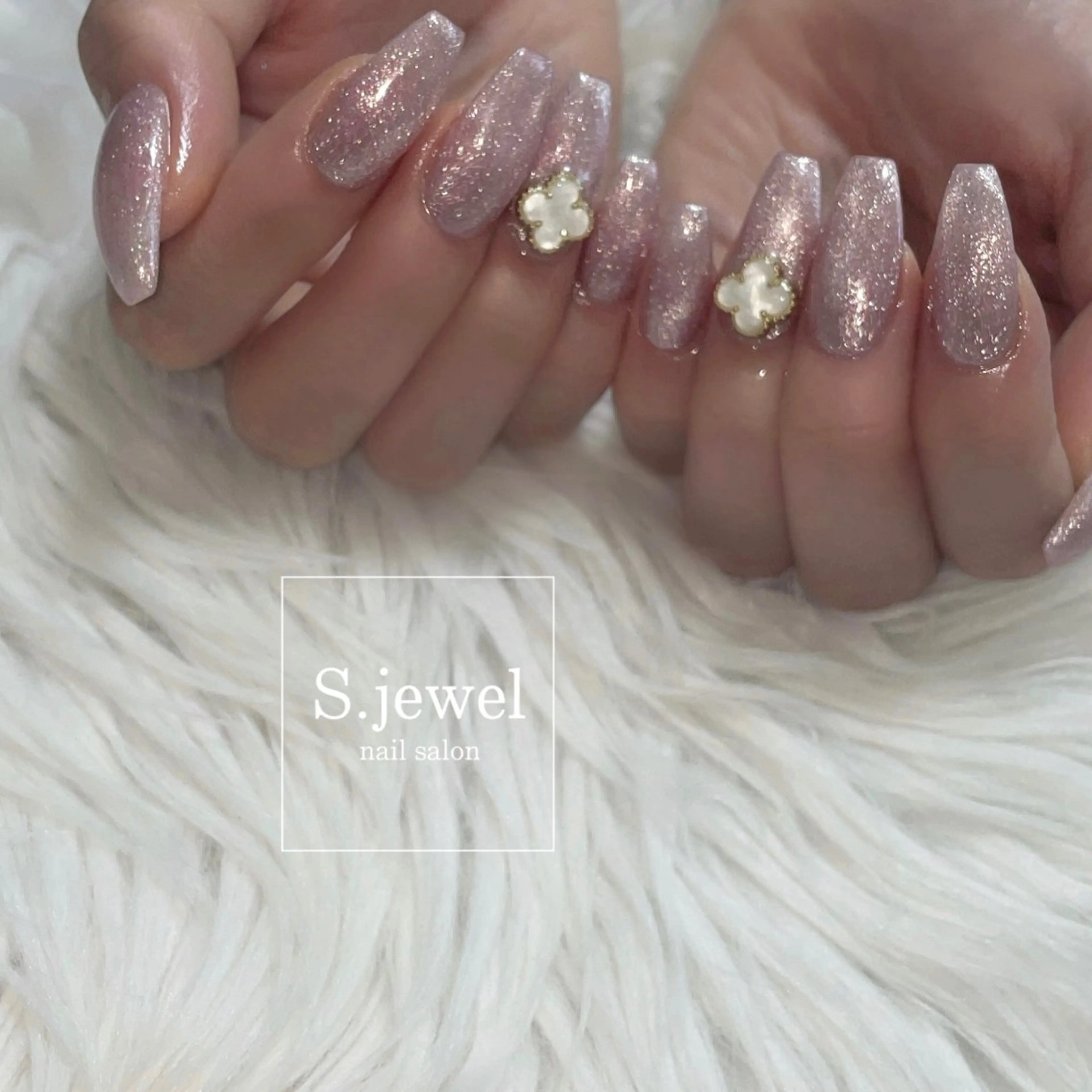 ネイル S. JEWELのネイルデザイン