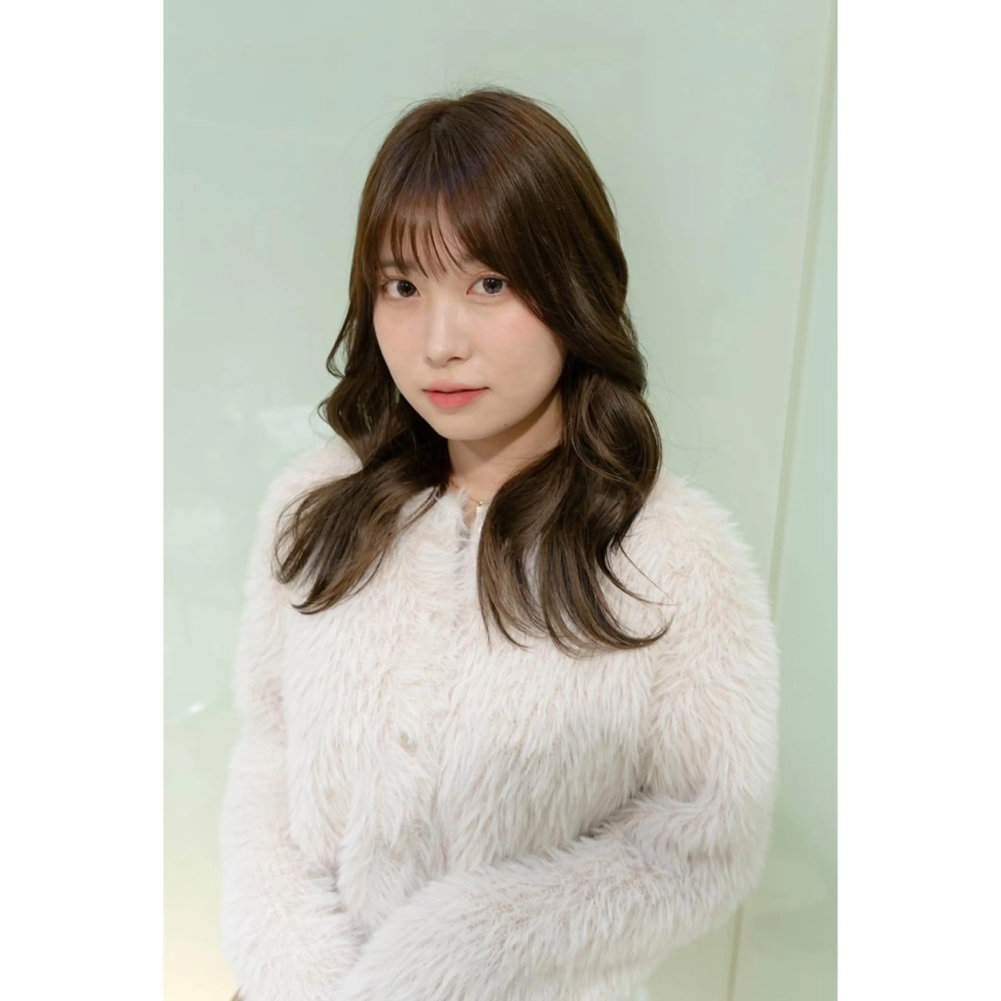 ミディアム カット タンバルモリパーマ 礒井メンキのヘアスタイル