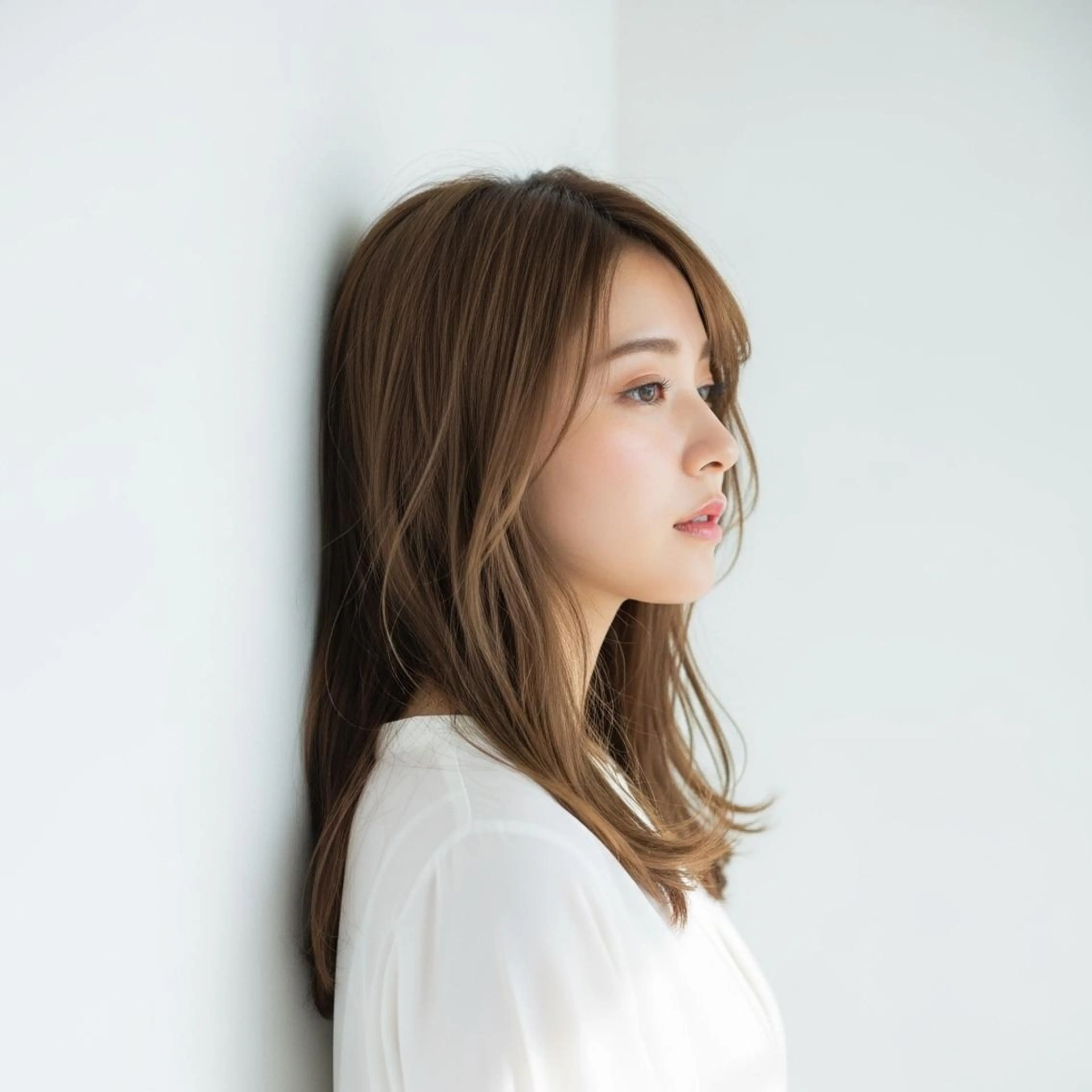 セミロング カラー mizu kiのヘアスタイル