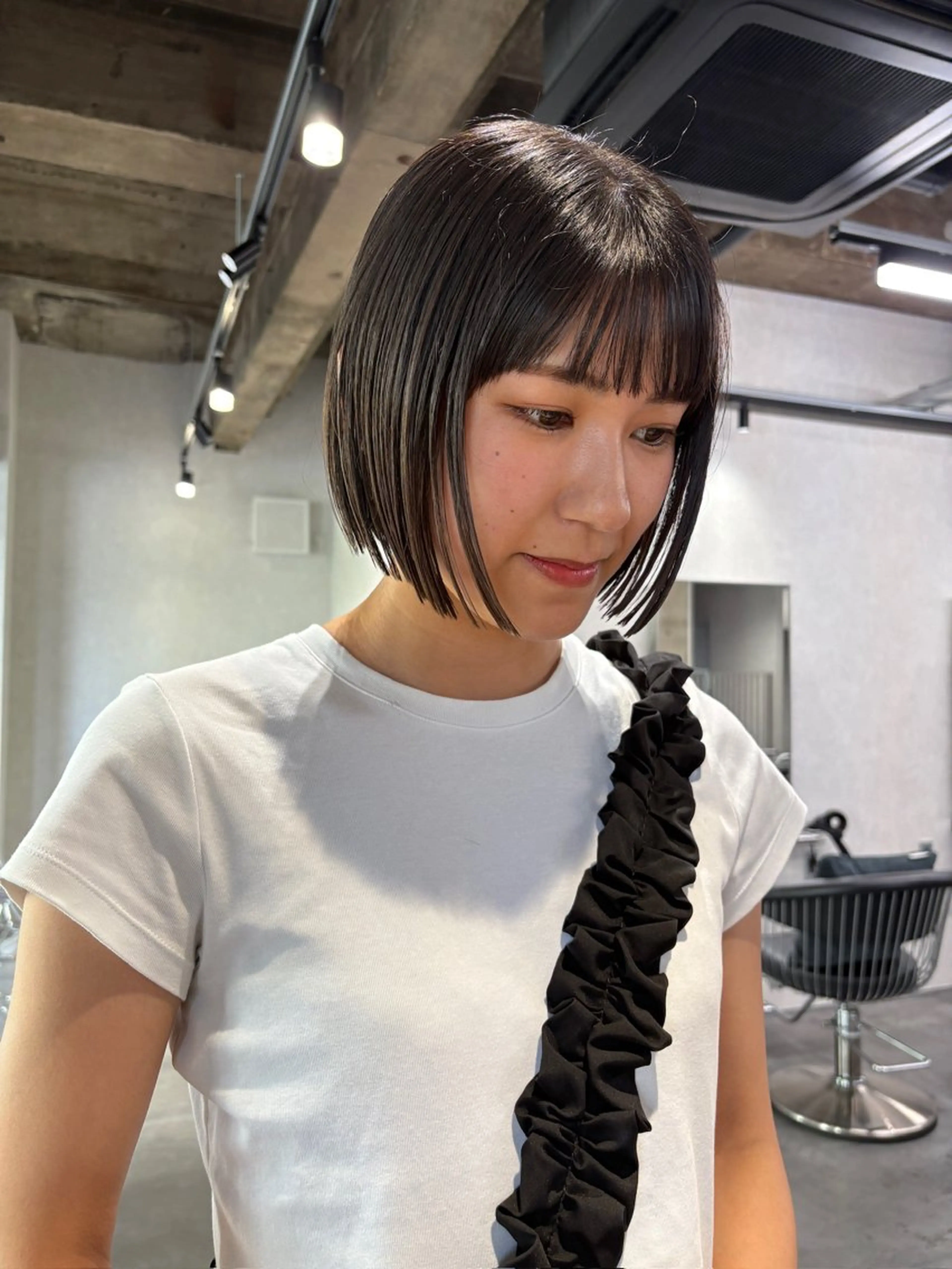 ショート カット ヘアカラー ofF élua所属・🌵ボブ/切りっぱな し/ショート藤長芽生のヘアスタイル