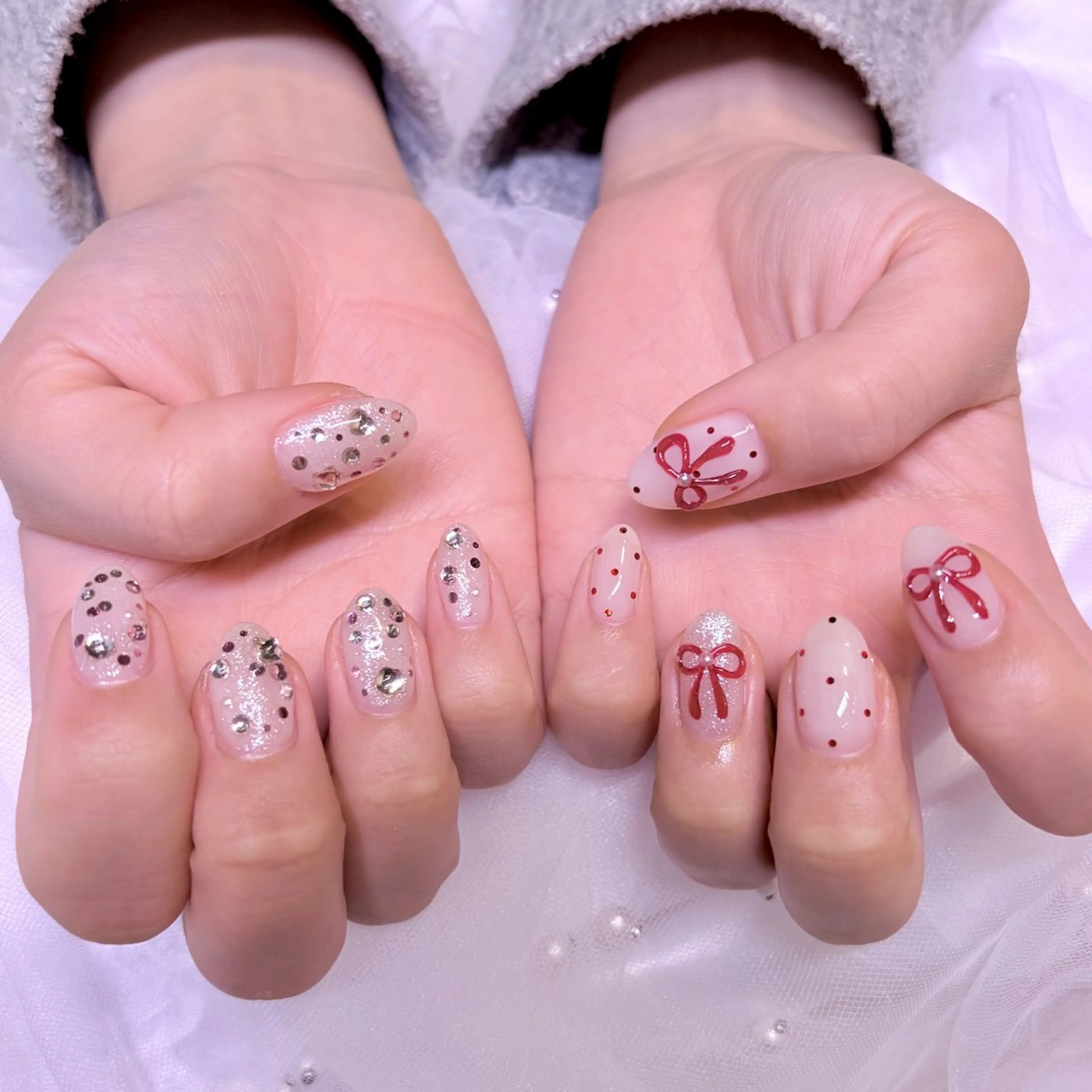 ネイル ガーリー ハンドネイル nail salon e'mu💐のネイルデザイン