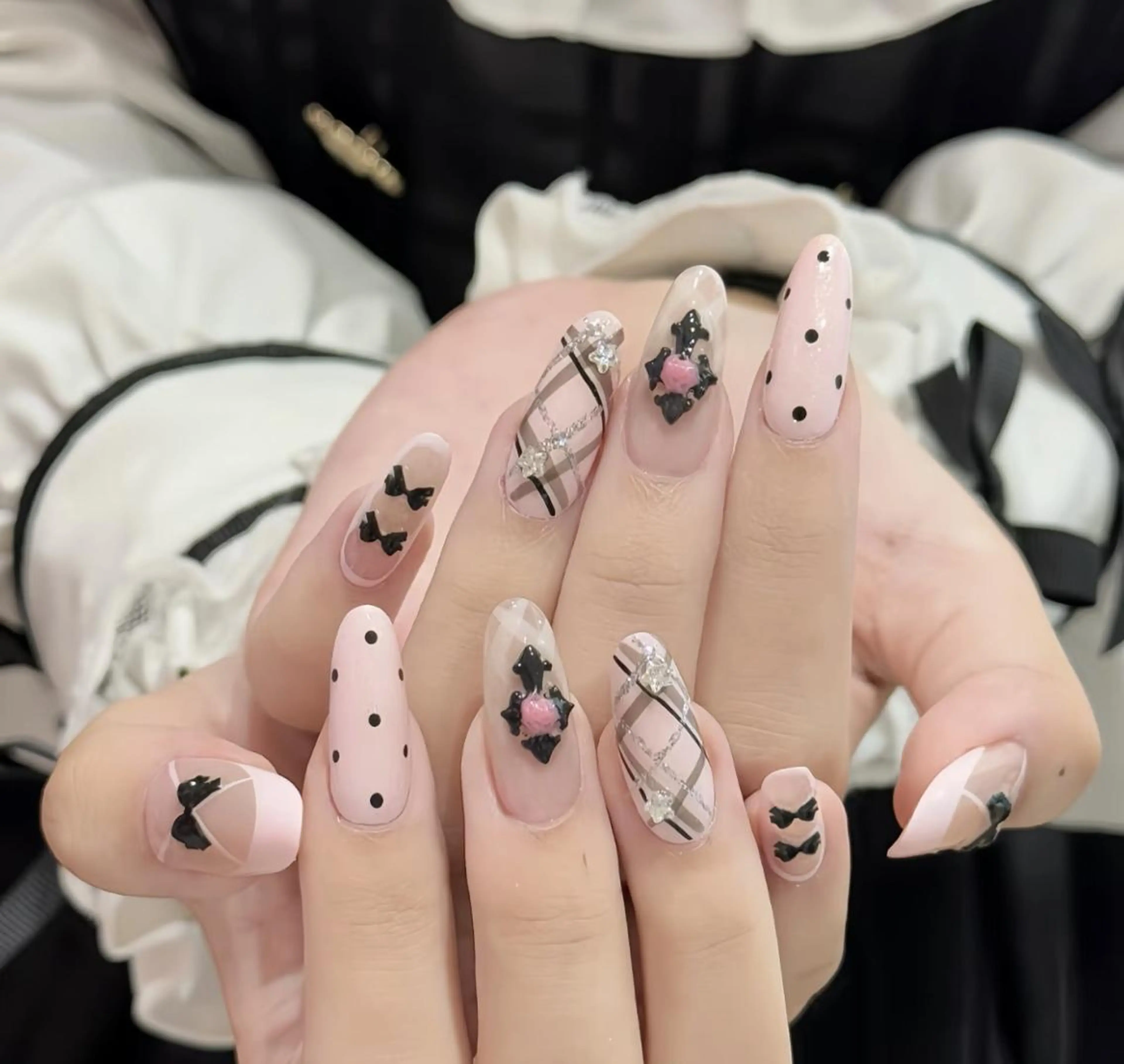 ネイル ハンドネイル エリ🫧 nail池袋東口のネイルデザイン
