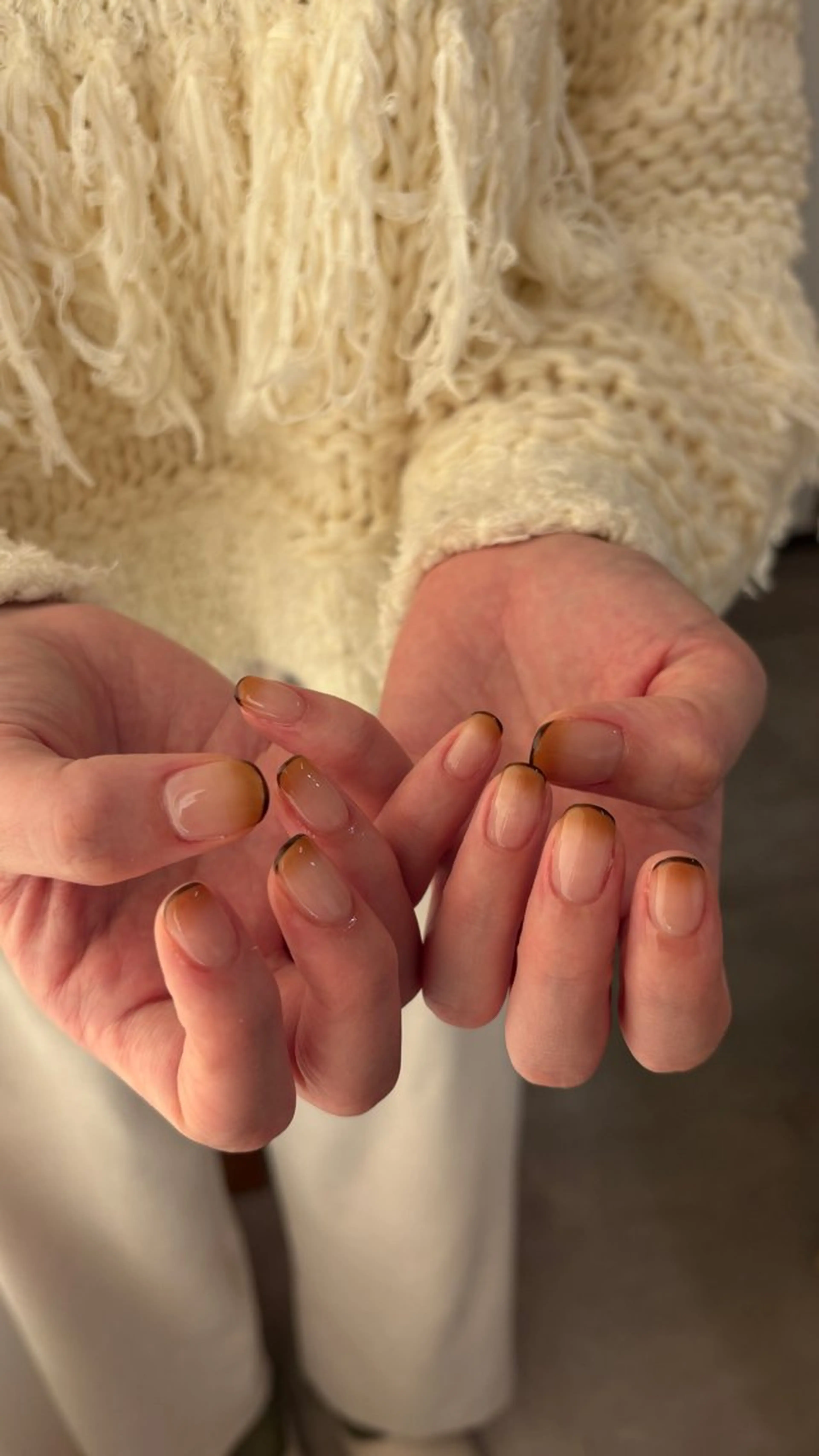 ネイル ブラウン グラデーション ハンドネイル nail salon Cyaanのネイルデザイン