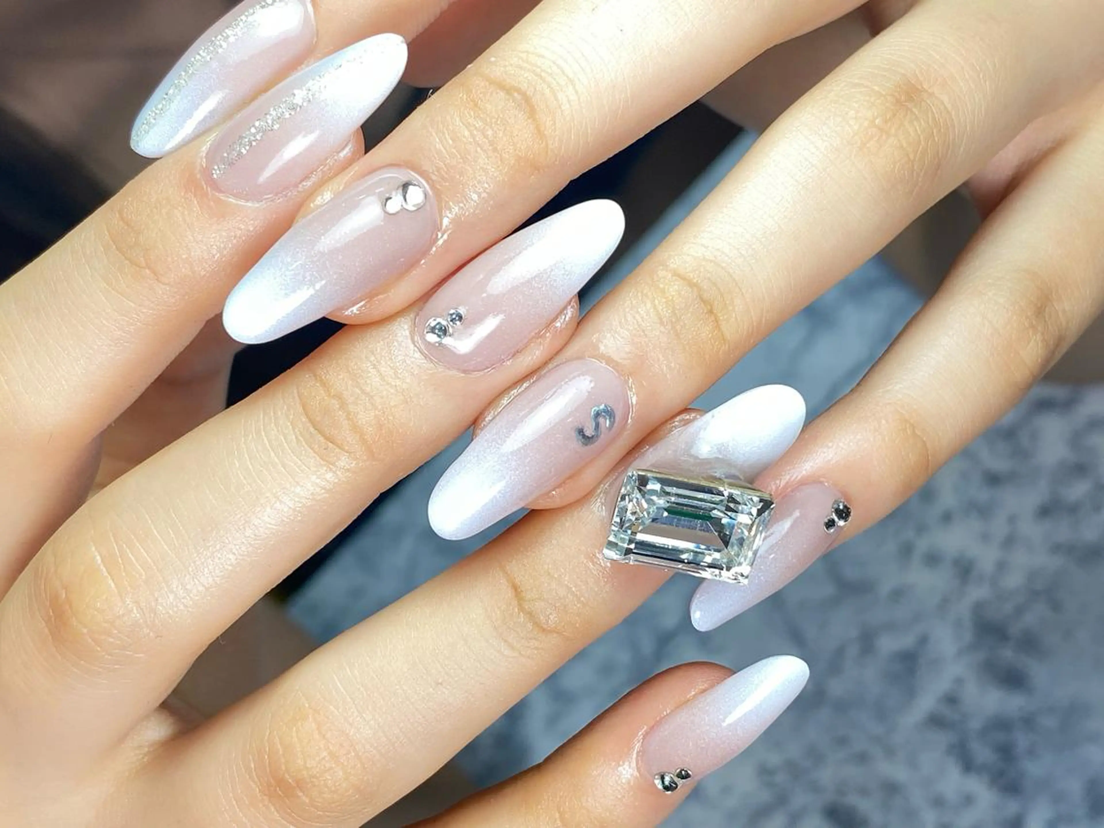ネイル TOMOMI NAILsのネイルデザイン