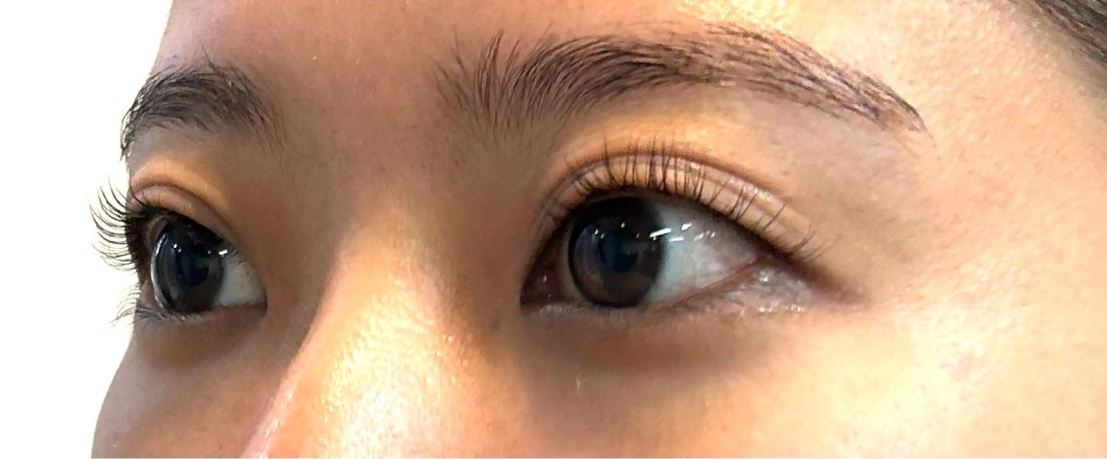 マツエク・マツパ マツパ 安達 咲のヘアスタイル