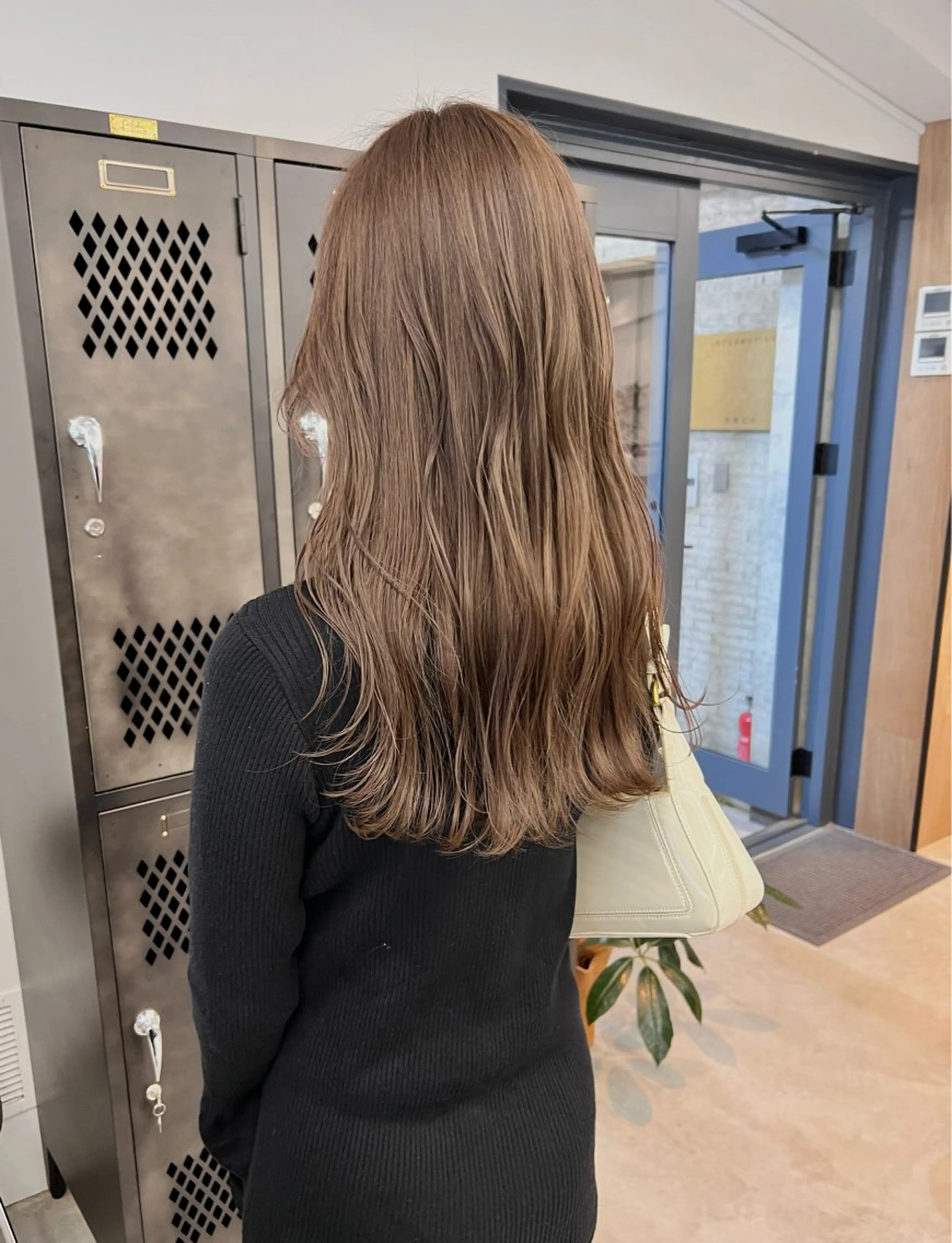セミロング カラー カット ヘアカラー トリートメント 樫原裕二/レイヤー カット/透明感カラーのヘアスタイル