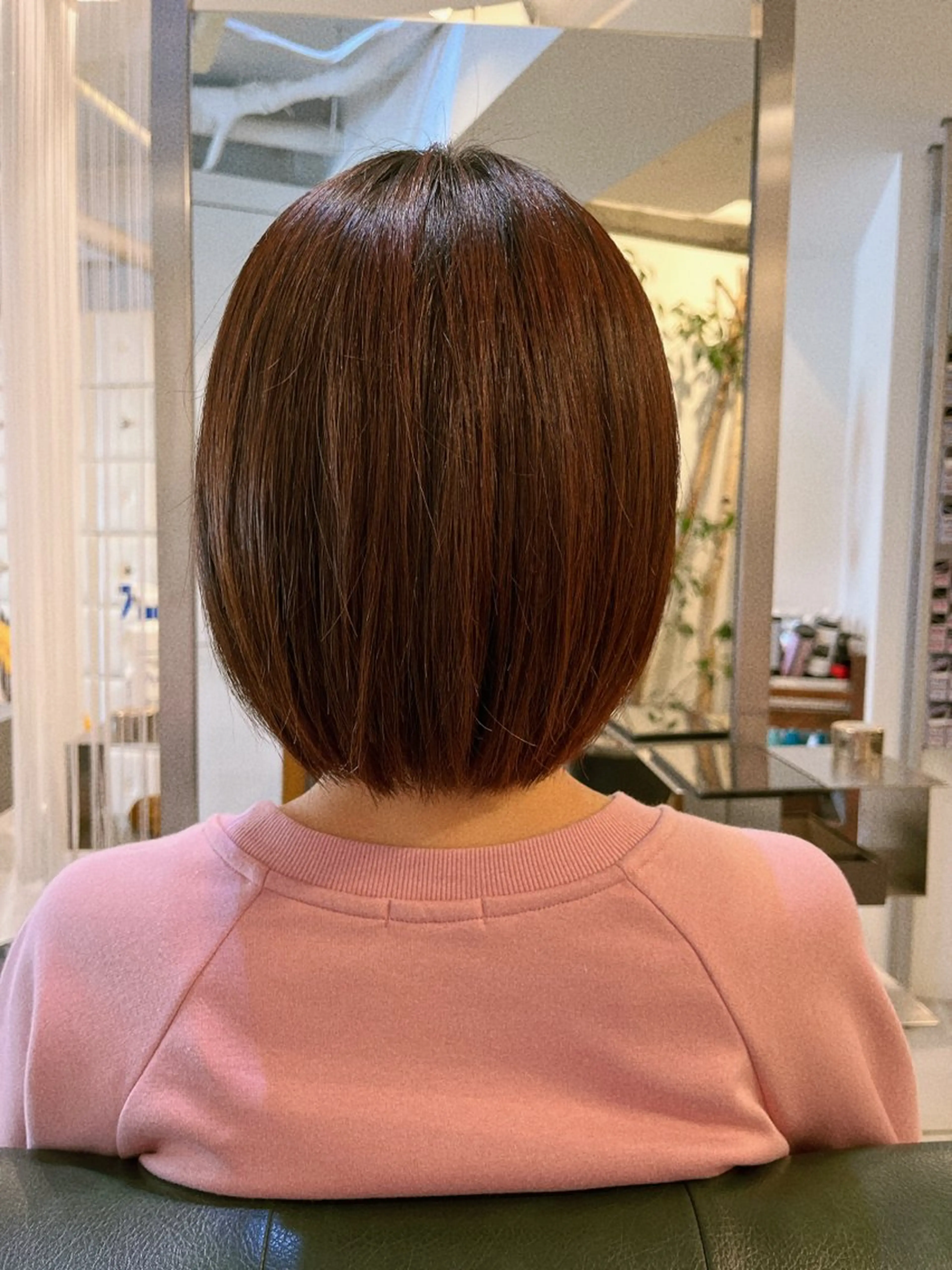 ミディアム 加藤 麻美のヘアスタイル