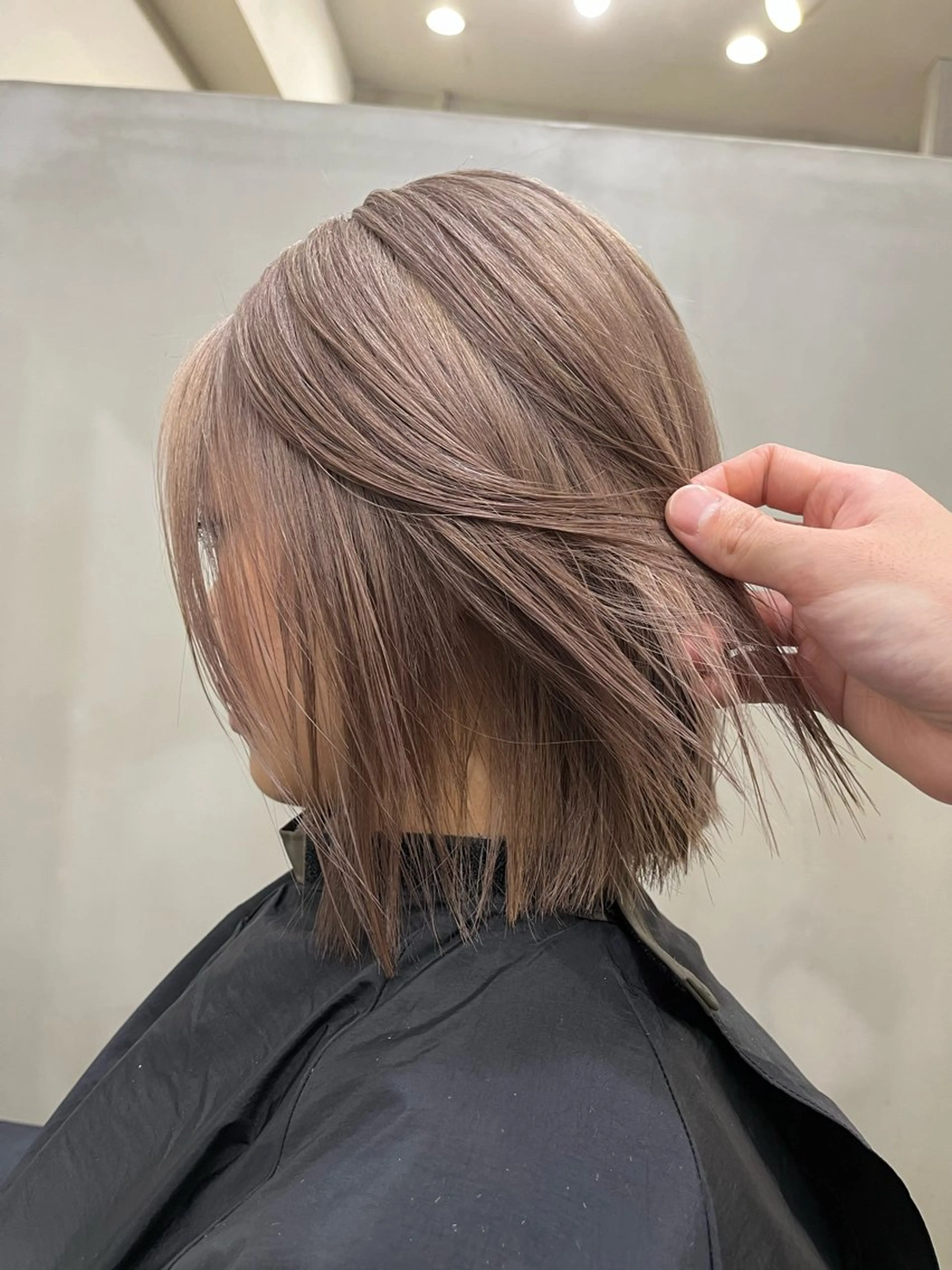 ショート カラー ベージュカラー ヘアカラー 中園康 /カラー/ブリーチのヘアスタイル