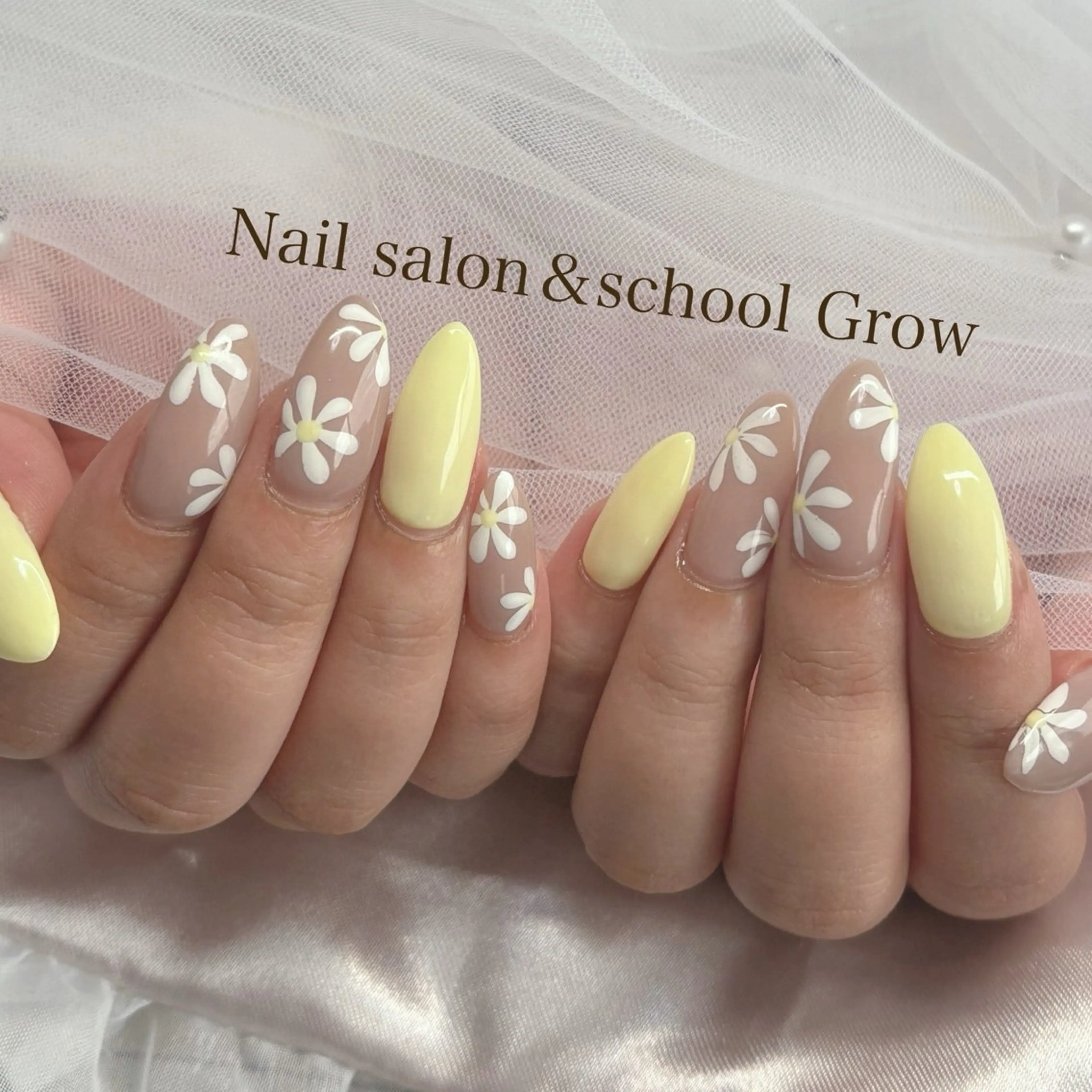 ネイル ジェルネイル 持ち込み パラジェル 春ネイル ハンドネイル 認定講師⭐️歴20年 サロン&スクールのネイルデザイン