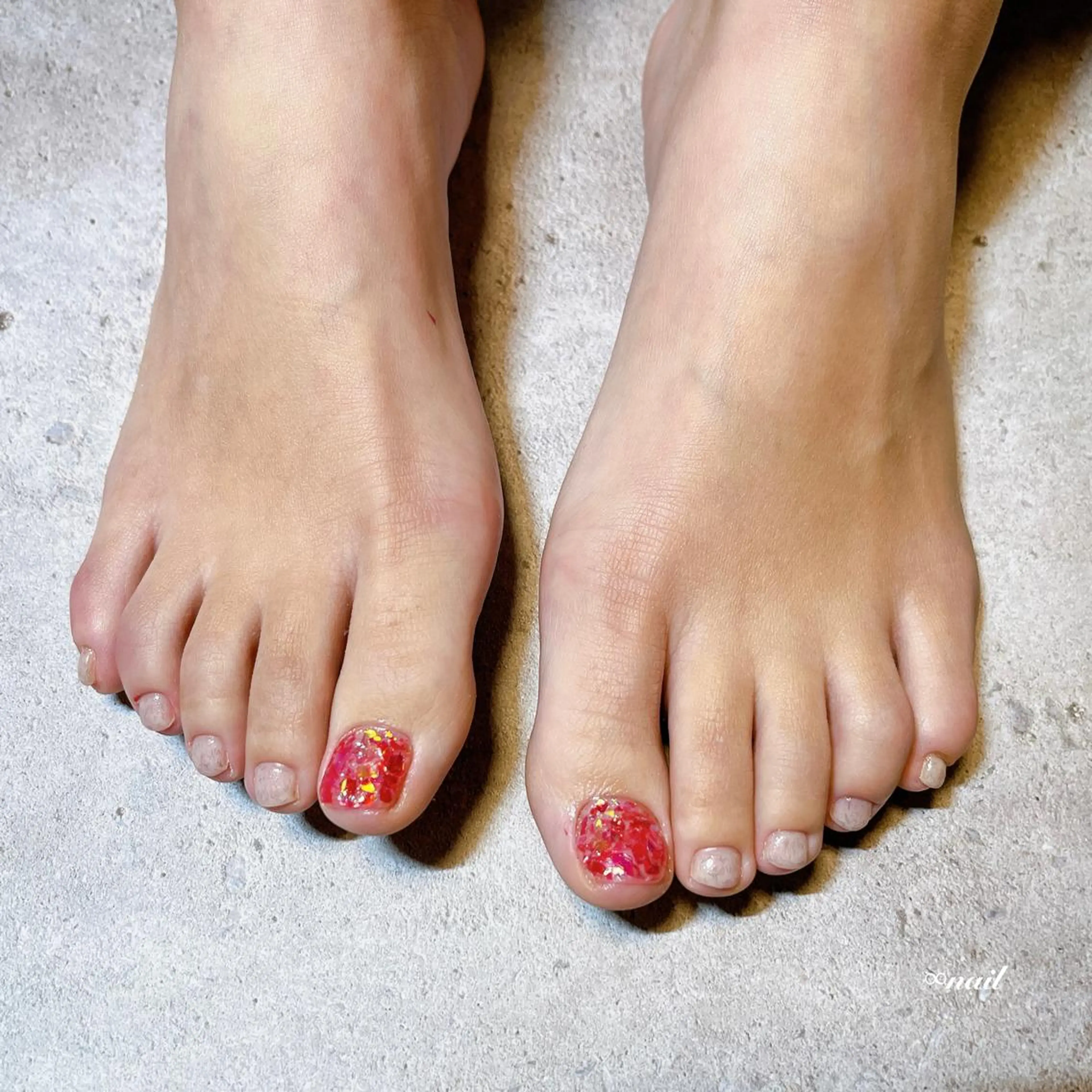 ネイル アートネイル ジェルネイル 氷ネイル・うるうるネイル キラキラネイル オフィスネイル 🧸 Emiri🫧のマツエク・マツパデザイン