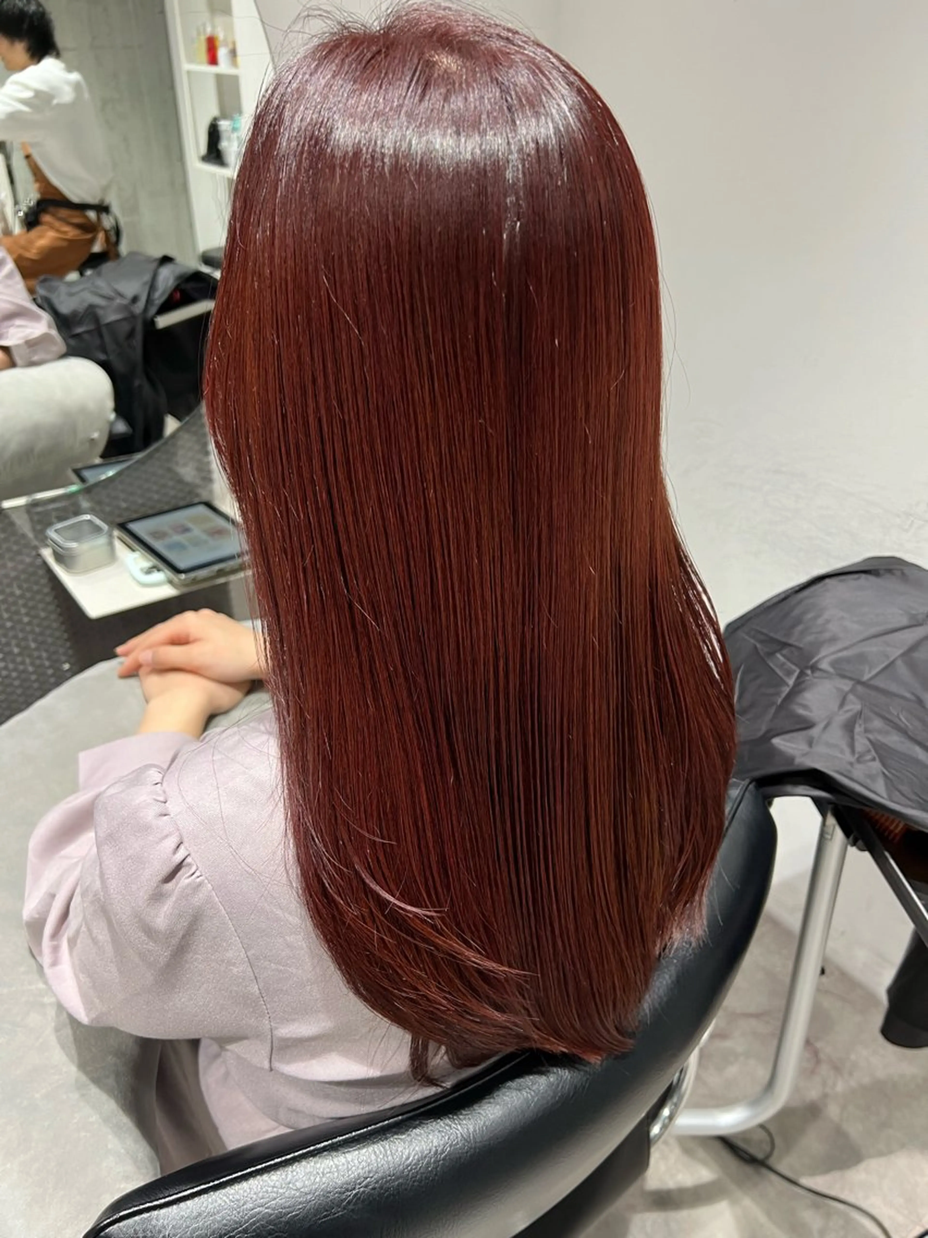 セミロング SALOWIN 表参道FLAT店所属・トップスタイリスト澤 奈緒美のヘアスタイル