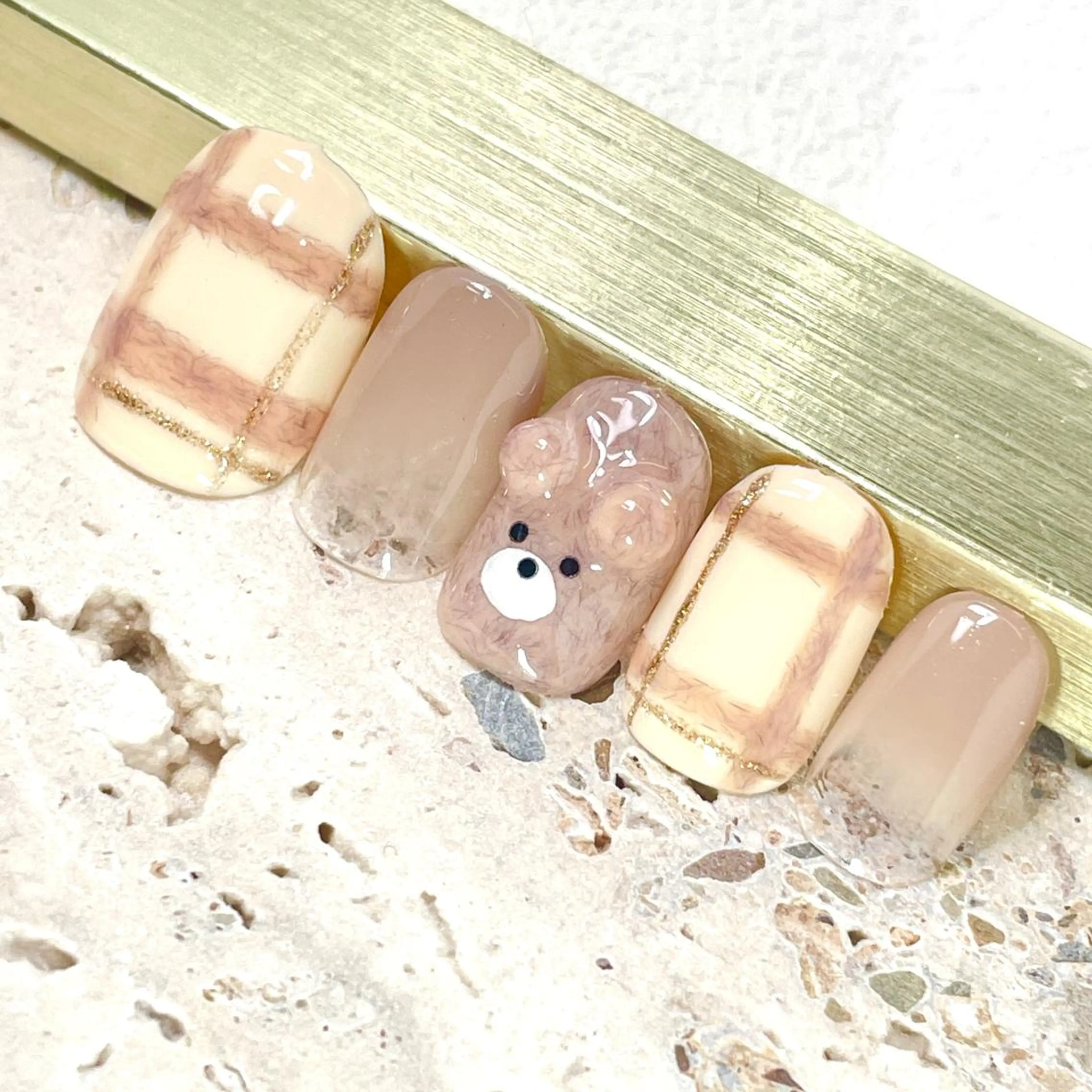 ネイル ハンドネイル Regulus 光田のネイルデザイン