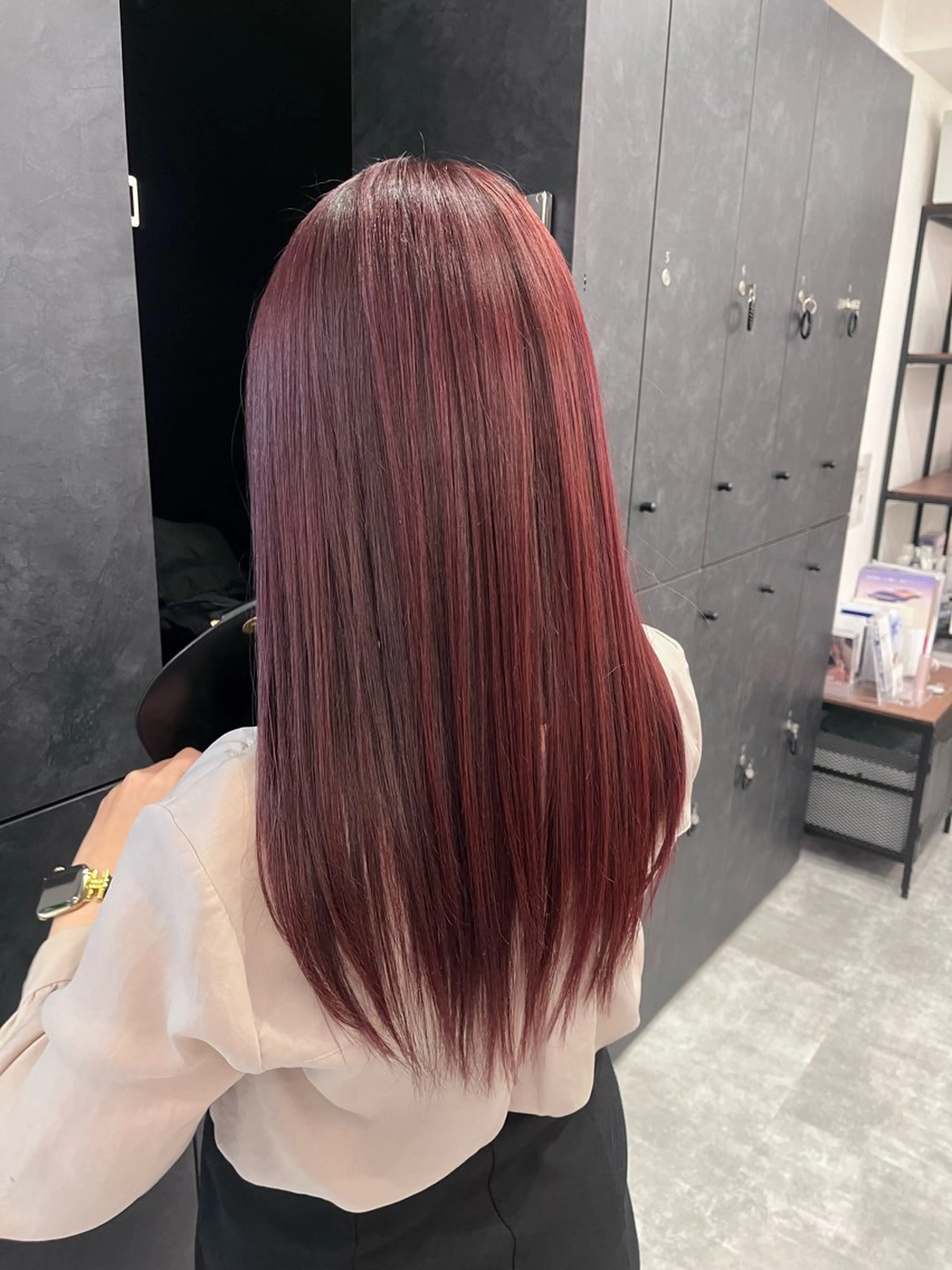 ロング Ｖｉｏｔ  銀座 樋口 桃佳のヘアスタイル