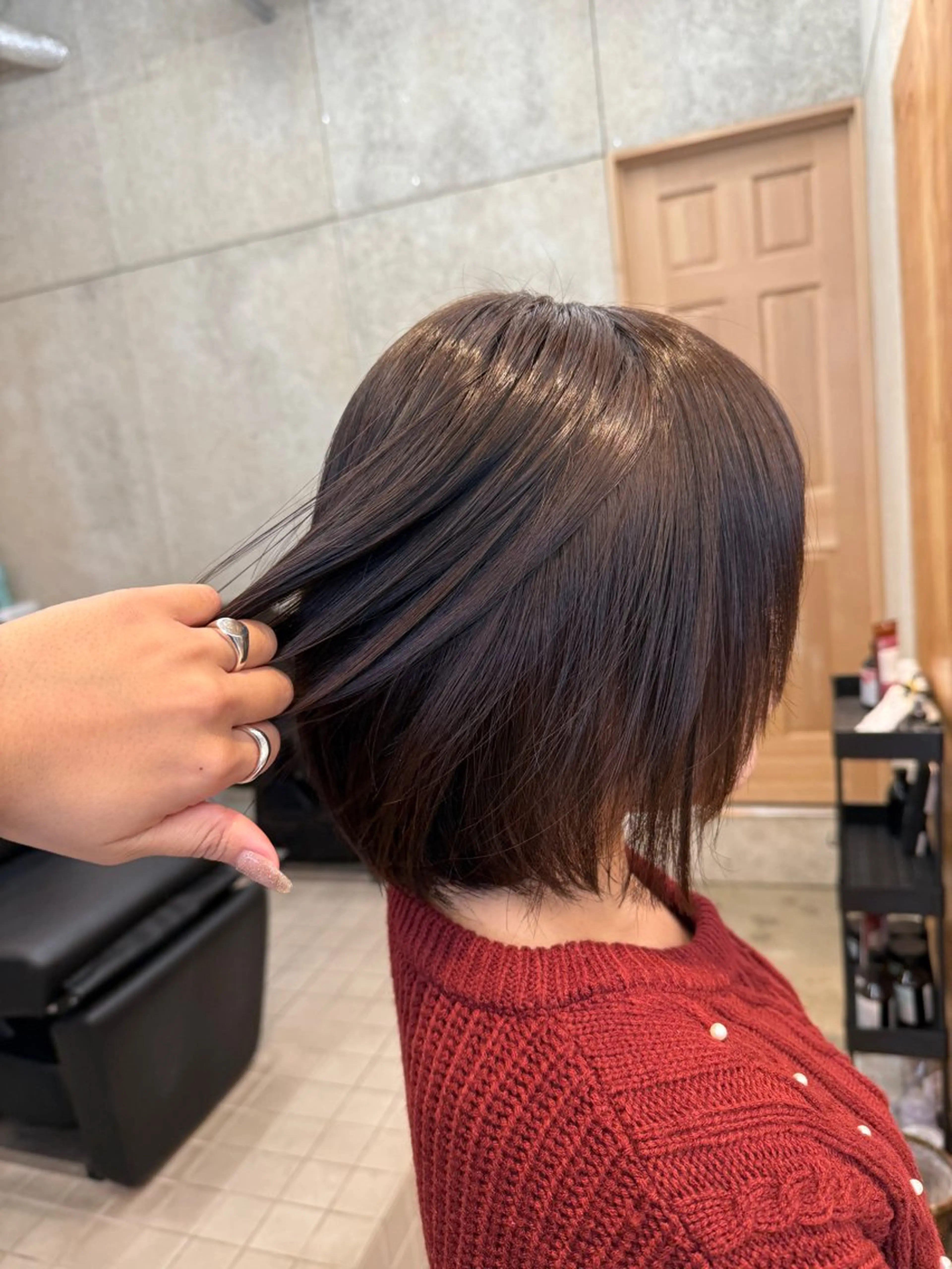 ショート カラー ヘアアレンジ ベージュカラー ブリーチ ブリーチなしカラー ボブ ショートヘア ヘアカラー REONA🪽✨薬院 レイヤーカット🫧のヘアスタイル
