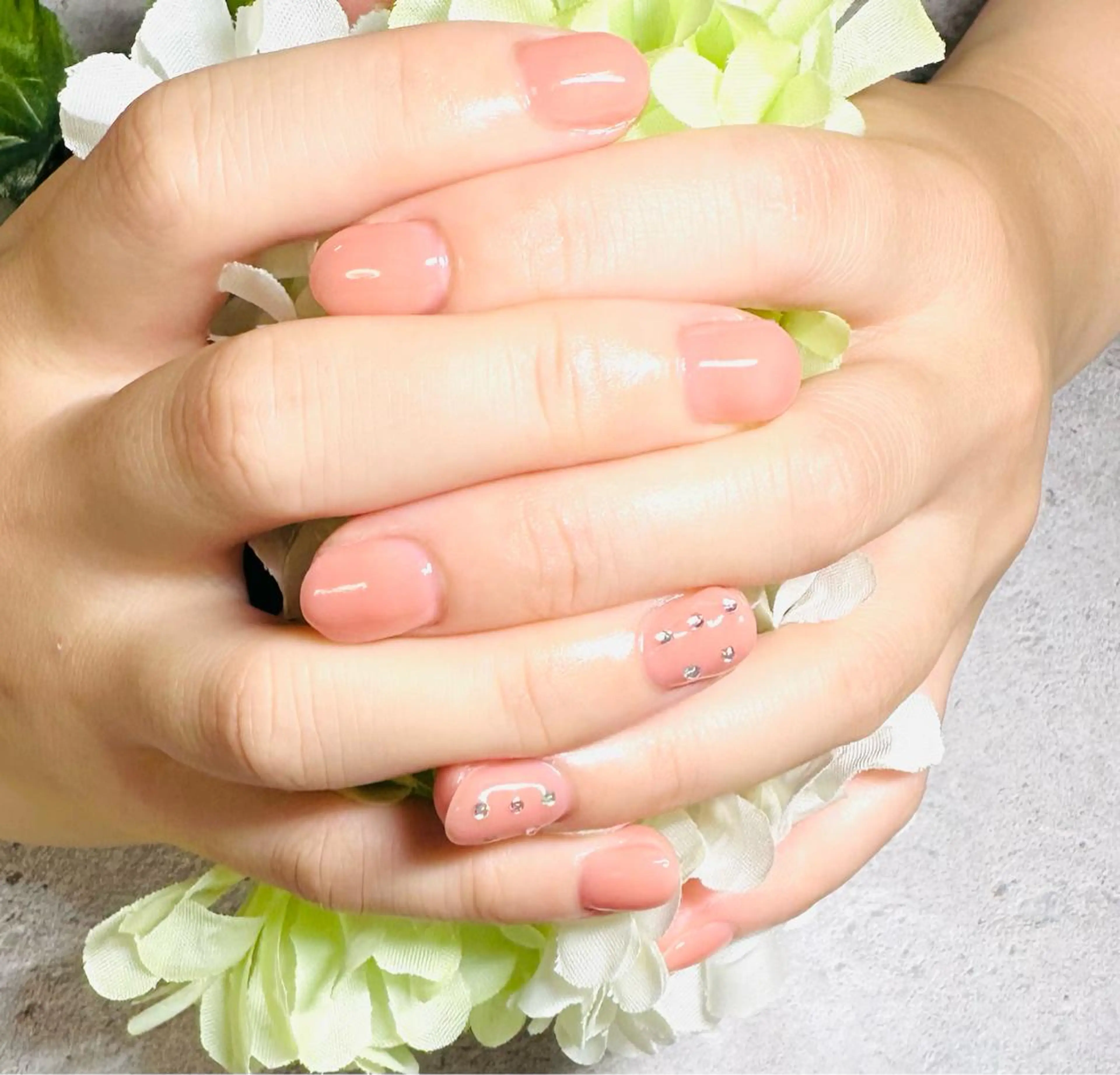 ネイル ストーンネイル ハンドネイル 田中 愛未のネイルデザイン