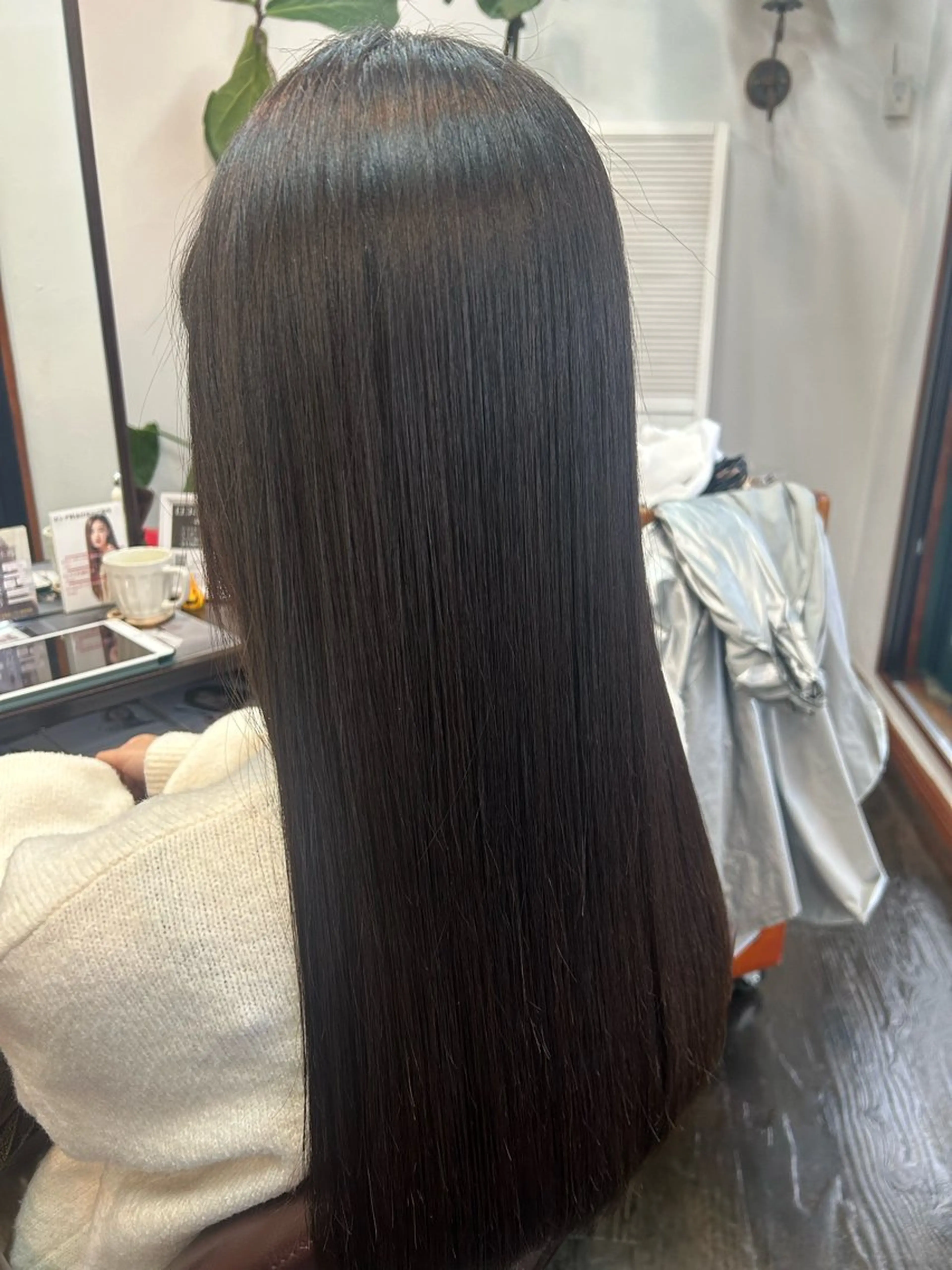 ロング ボブ ハイライト 髪質改善 レイヤーカット 縮毛矯正 カット 縮毛矯正 康本将輝 ♦️髪質改善♦️のヘアスタイル