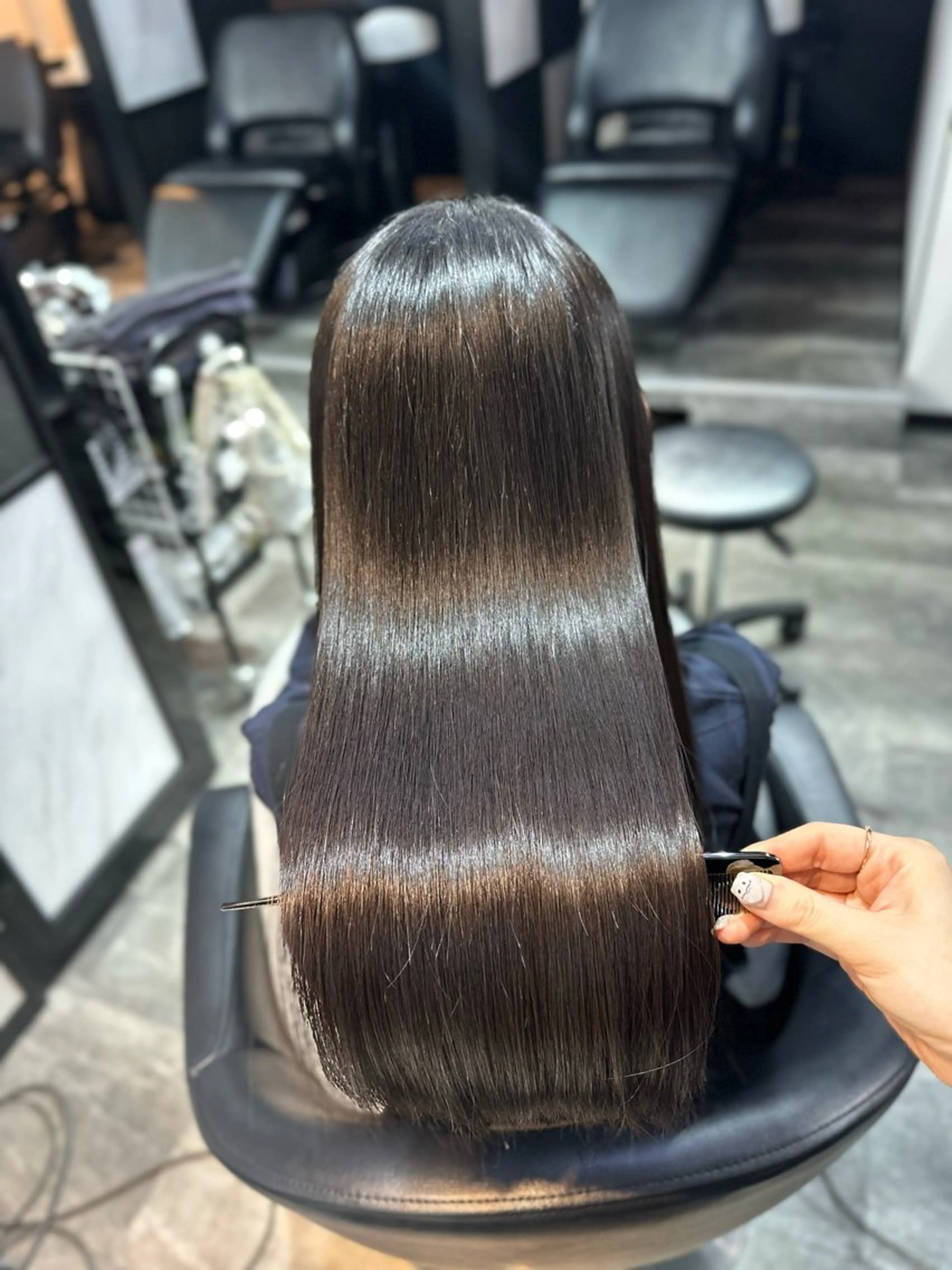 ロング カラー カット ヘアカラー トリートメント 近藤千翔🩵 髪質改善Periodのエステ・リラクイメージ