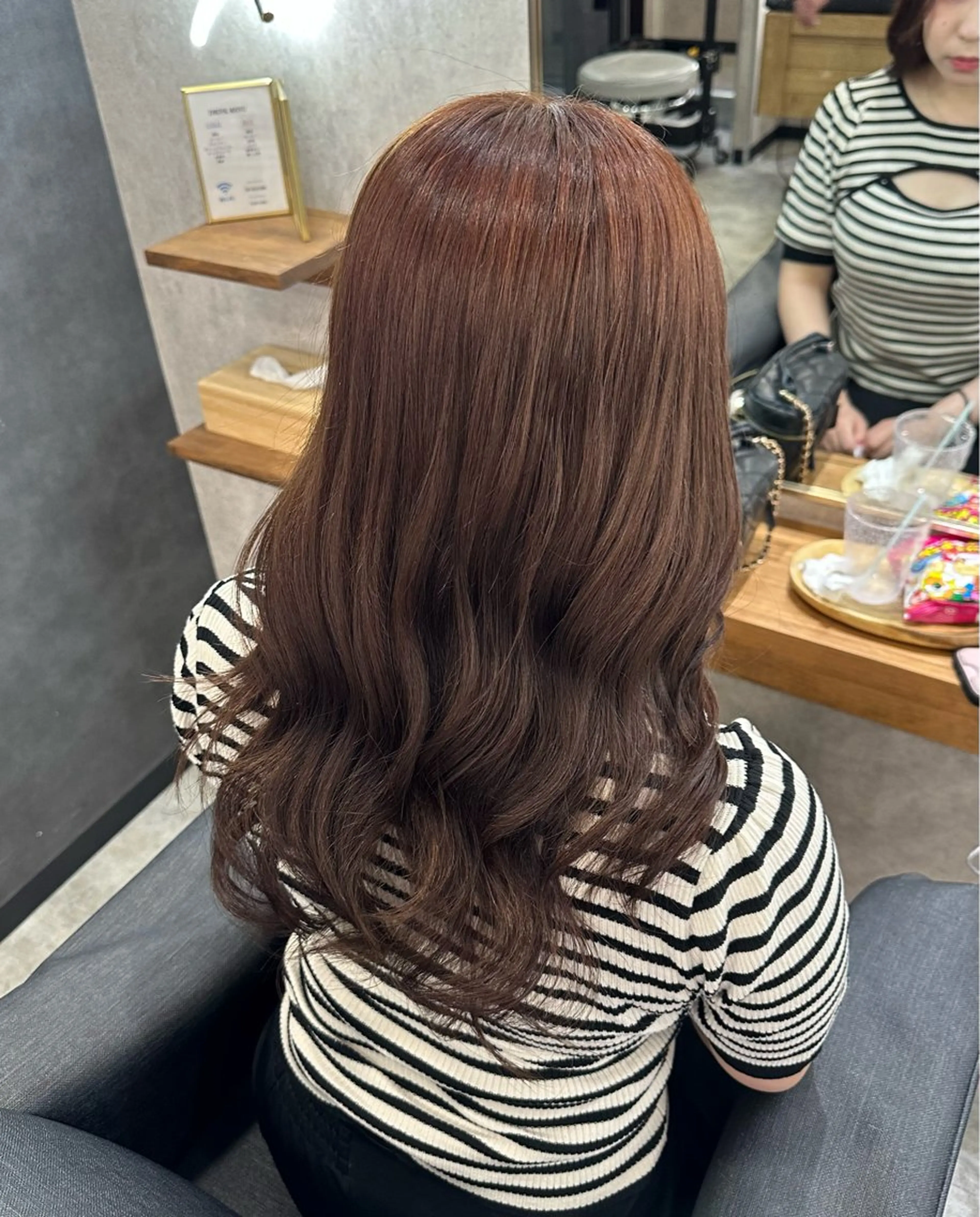 セミロング MOURI CHISATOのヘアスタイル