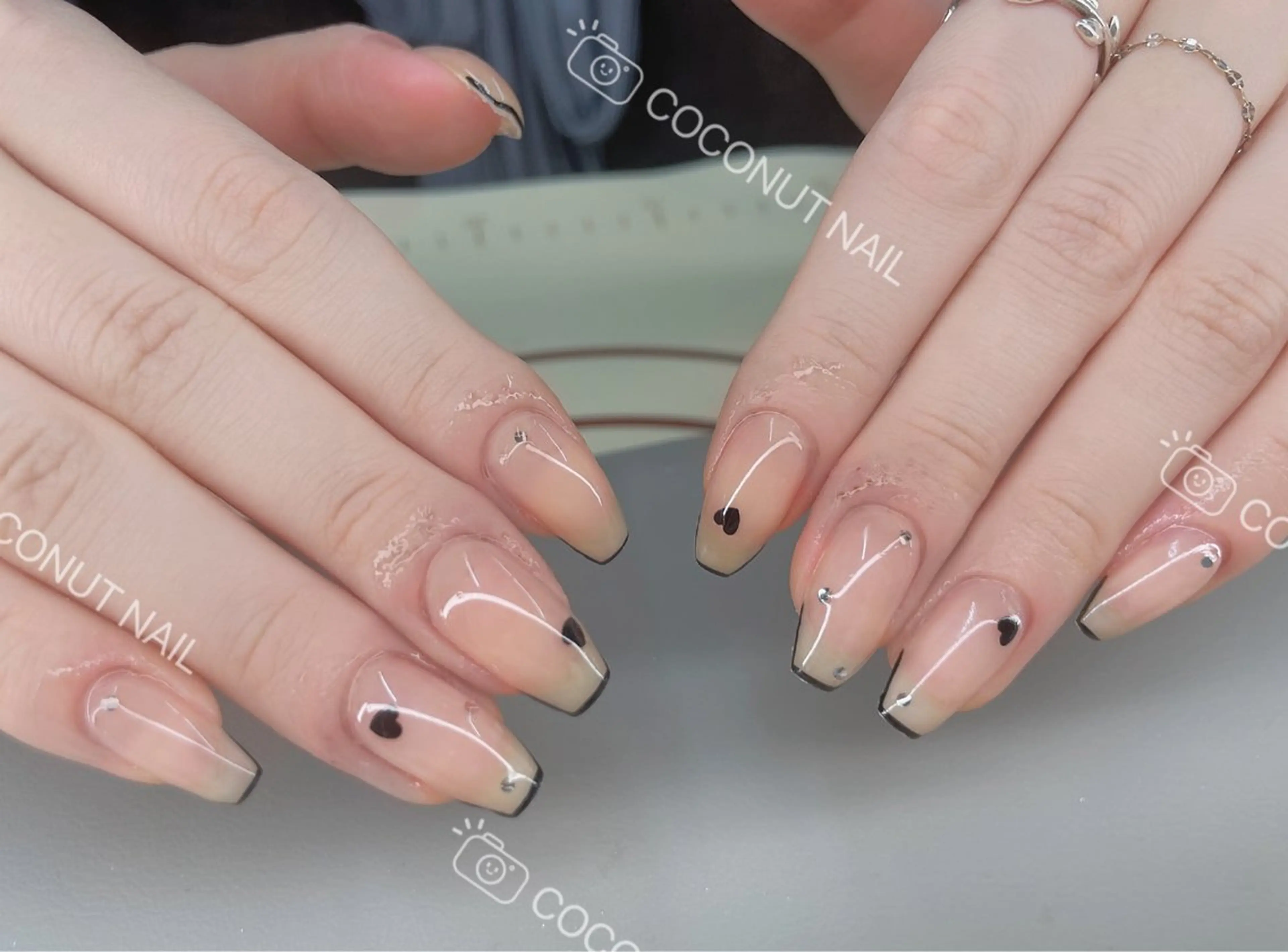 ネイル ハンドネイル 神田 ココナッツのネイルデザイン