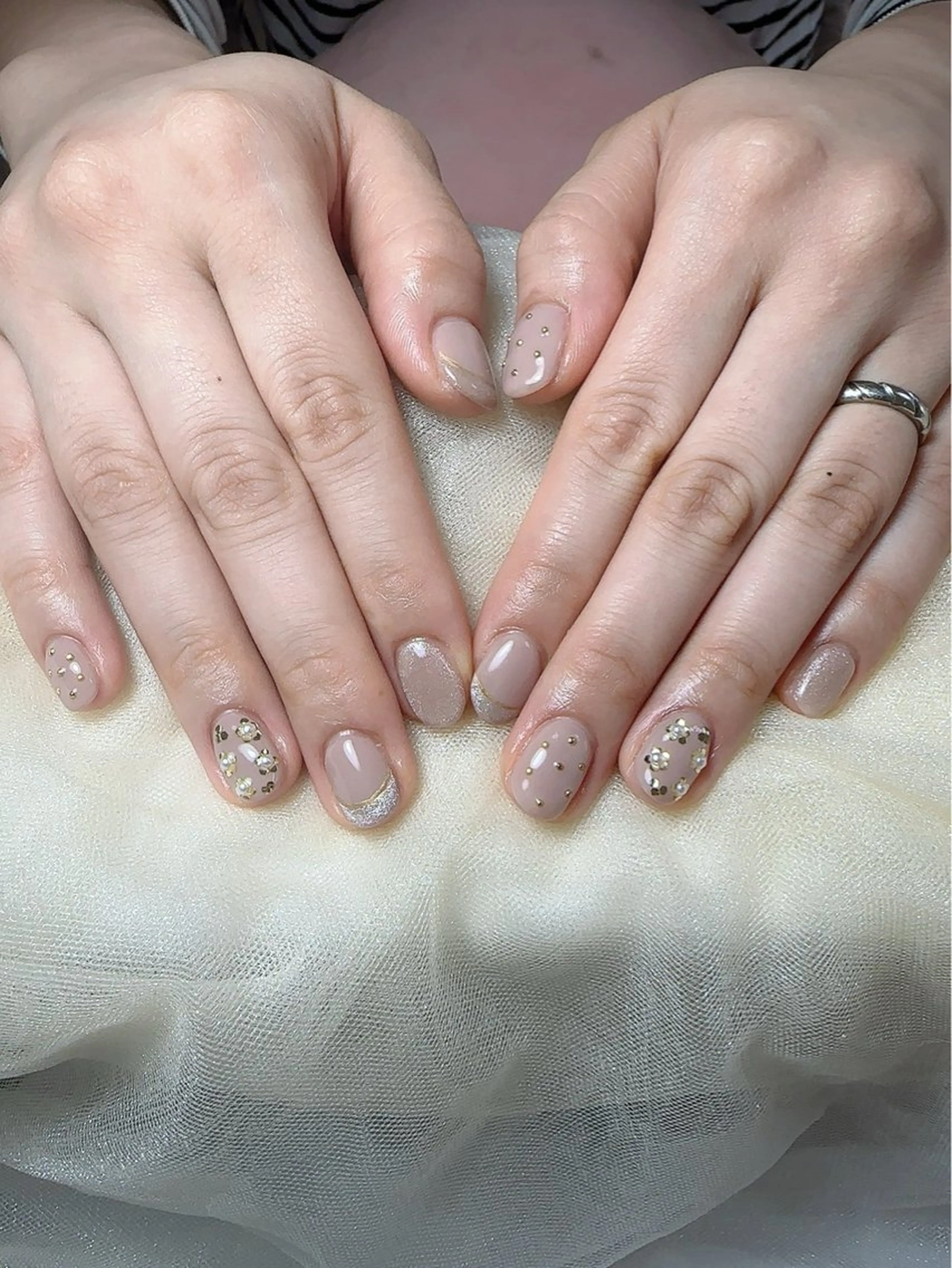 ネイル ハンドネイル ハンドケア UniqueNail さとみのネイルデザイン