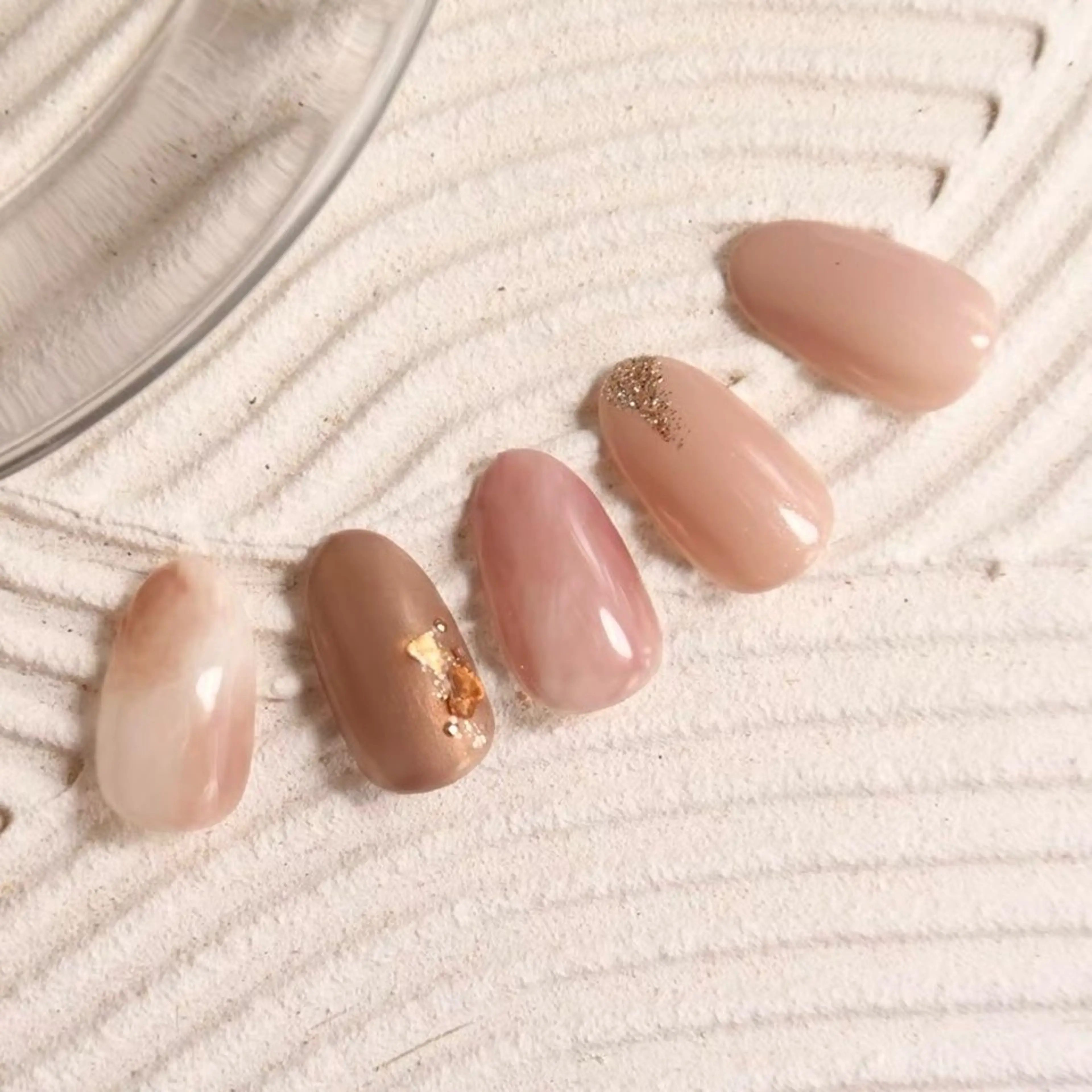ネイル ニュアンスネイル 春ネイル kiu nailsalonのネイルデザイン