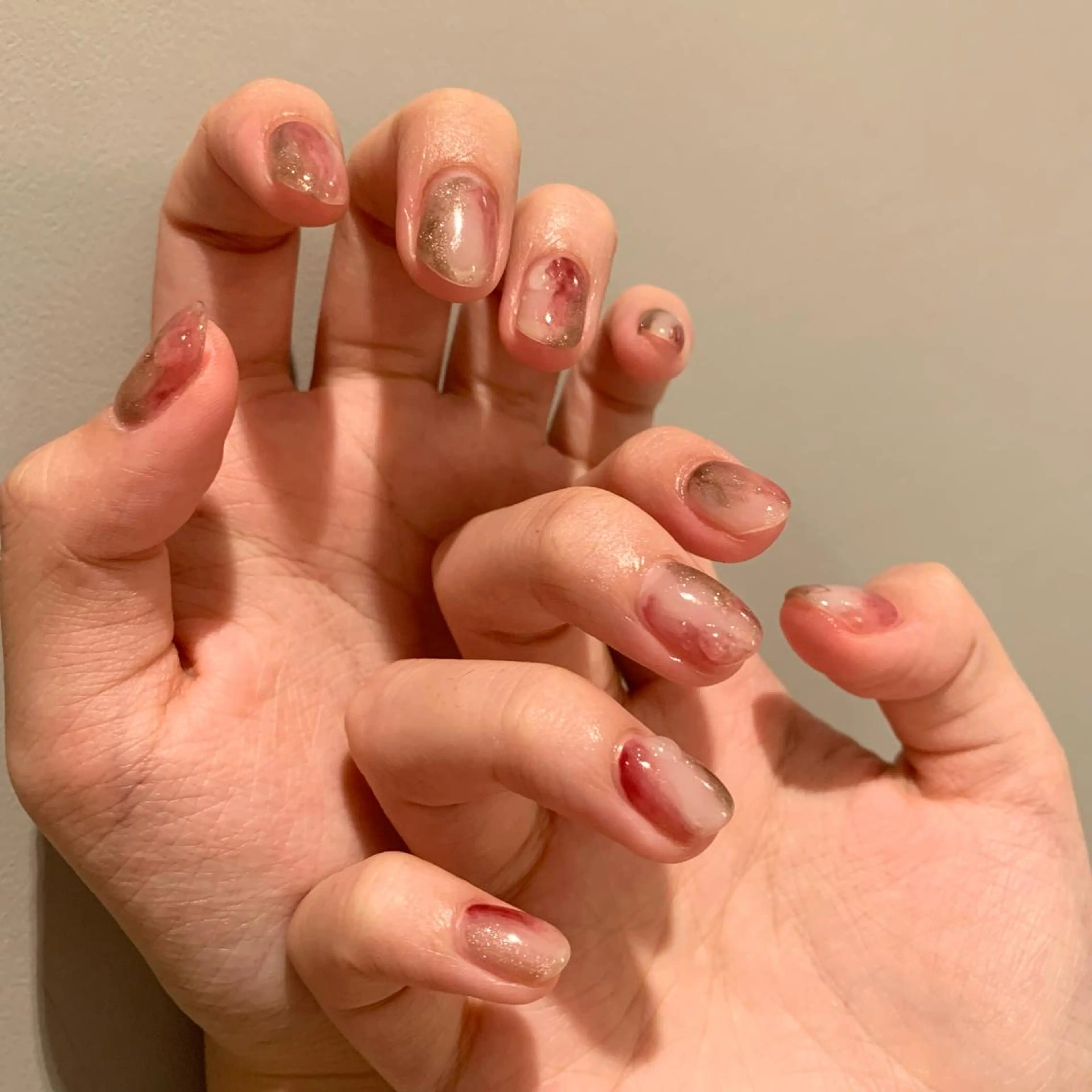 ネイル ハンドネイル ウシク ミユキのネイルデザイン