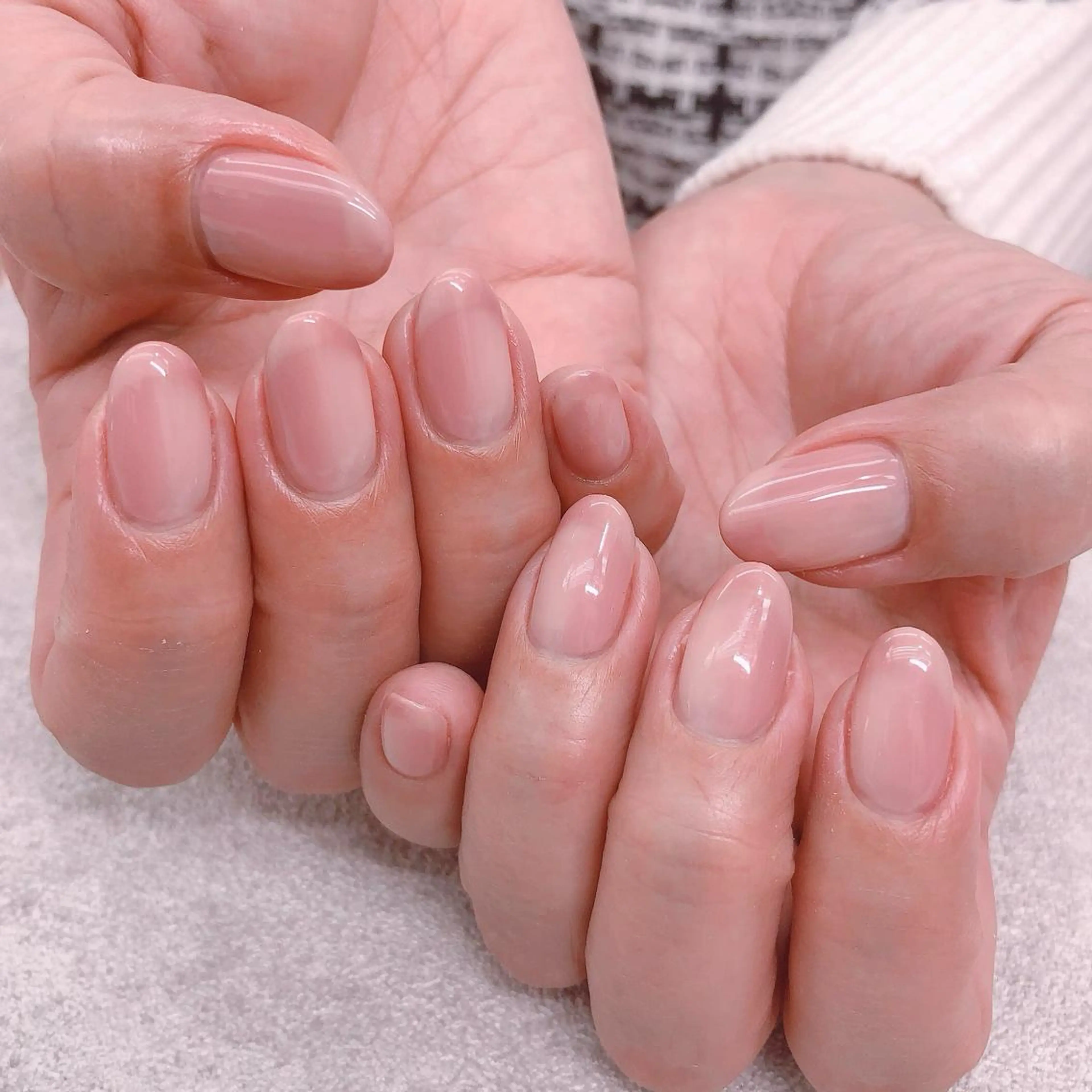 ネイル フレンチネイル オンブレフレンチ ハンドネイル フットネイル ナナイチゼロ I.Naoのネイルデザイン