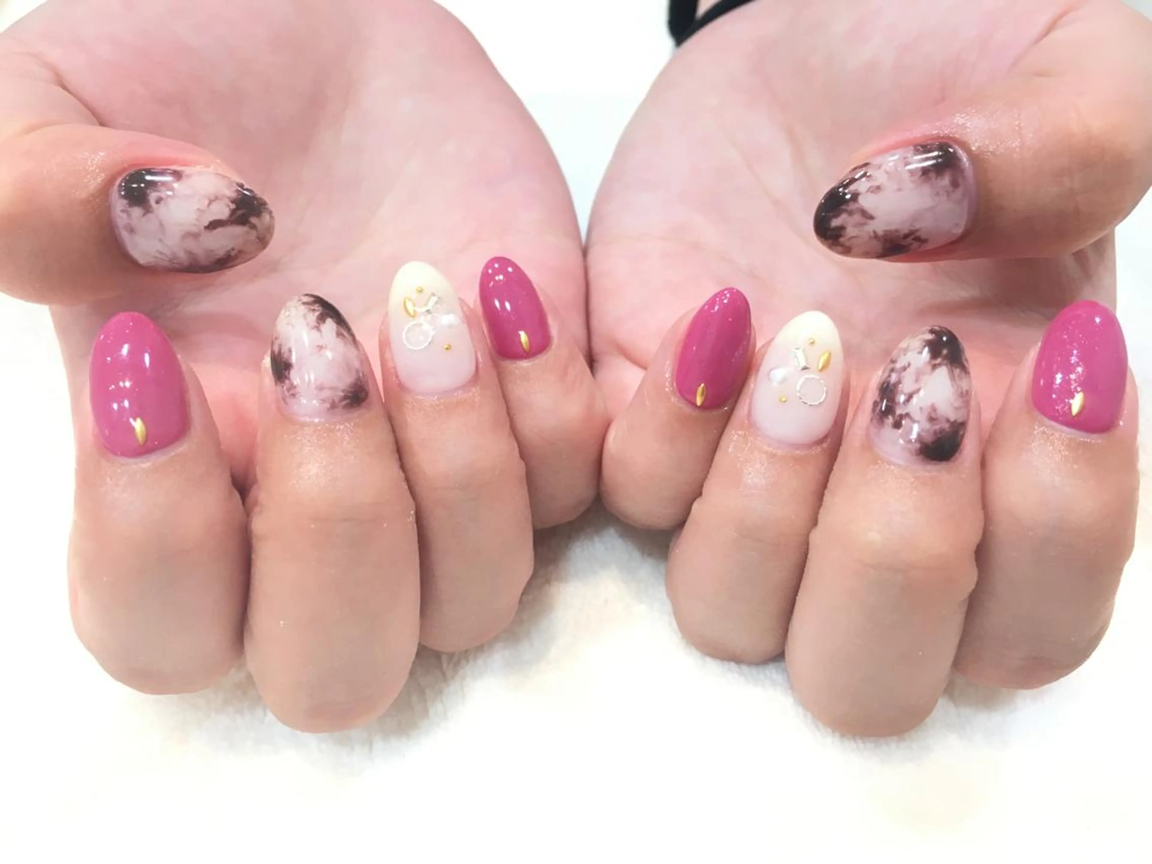 ネイル feey ⁑erinaのネイルデザイン