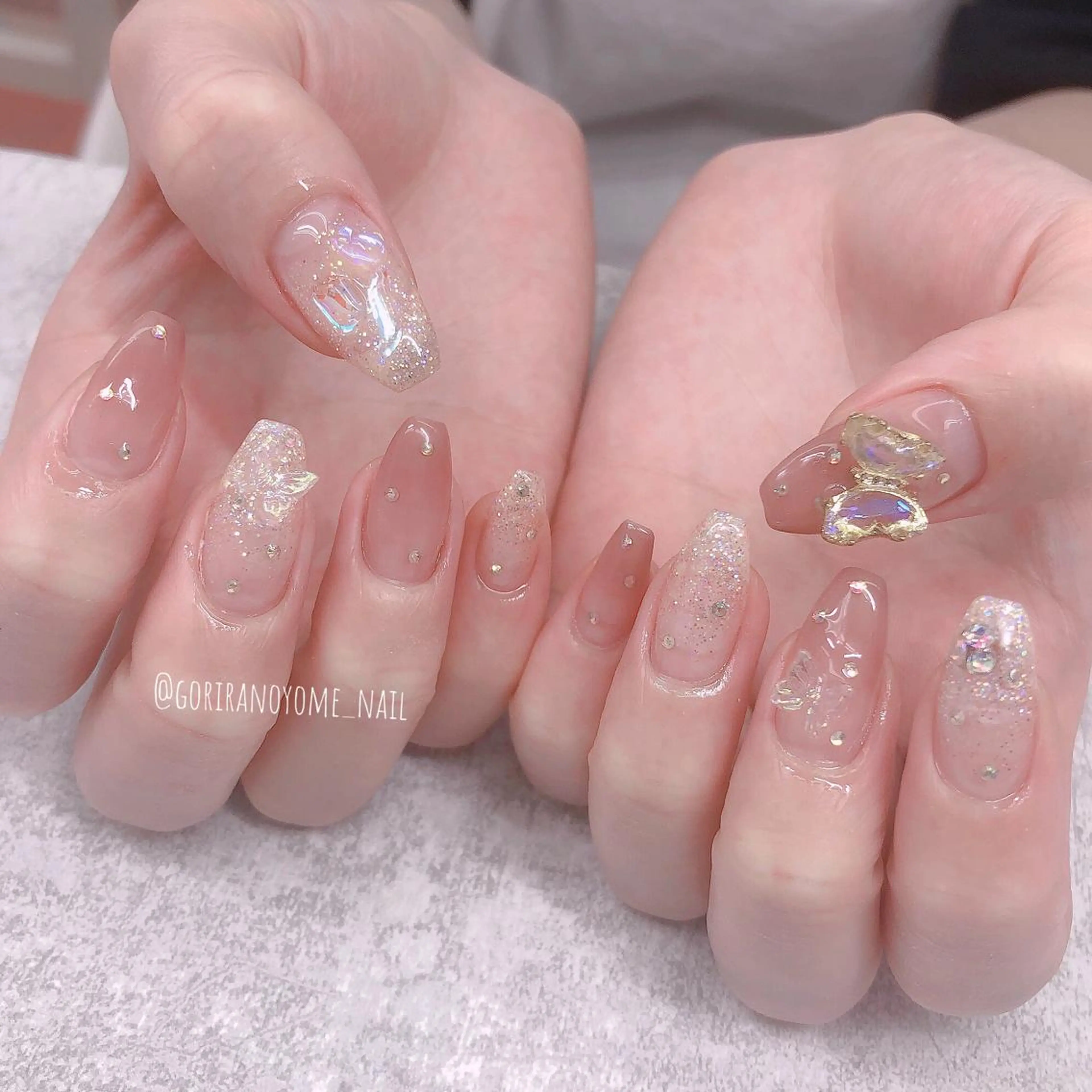 ネイル ハンドネイル フットネイル ナナイチゼロ I.Naoのネイルデザイン