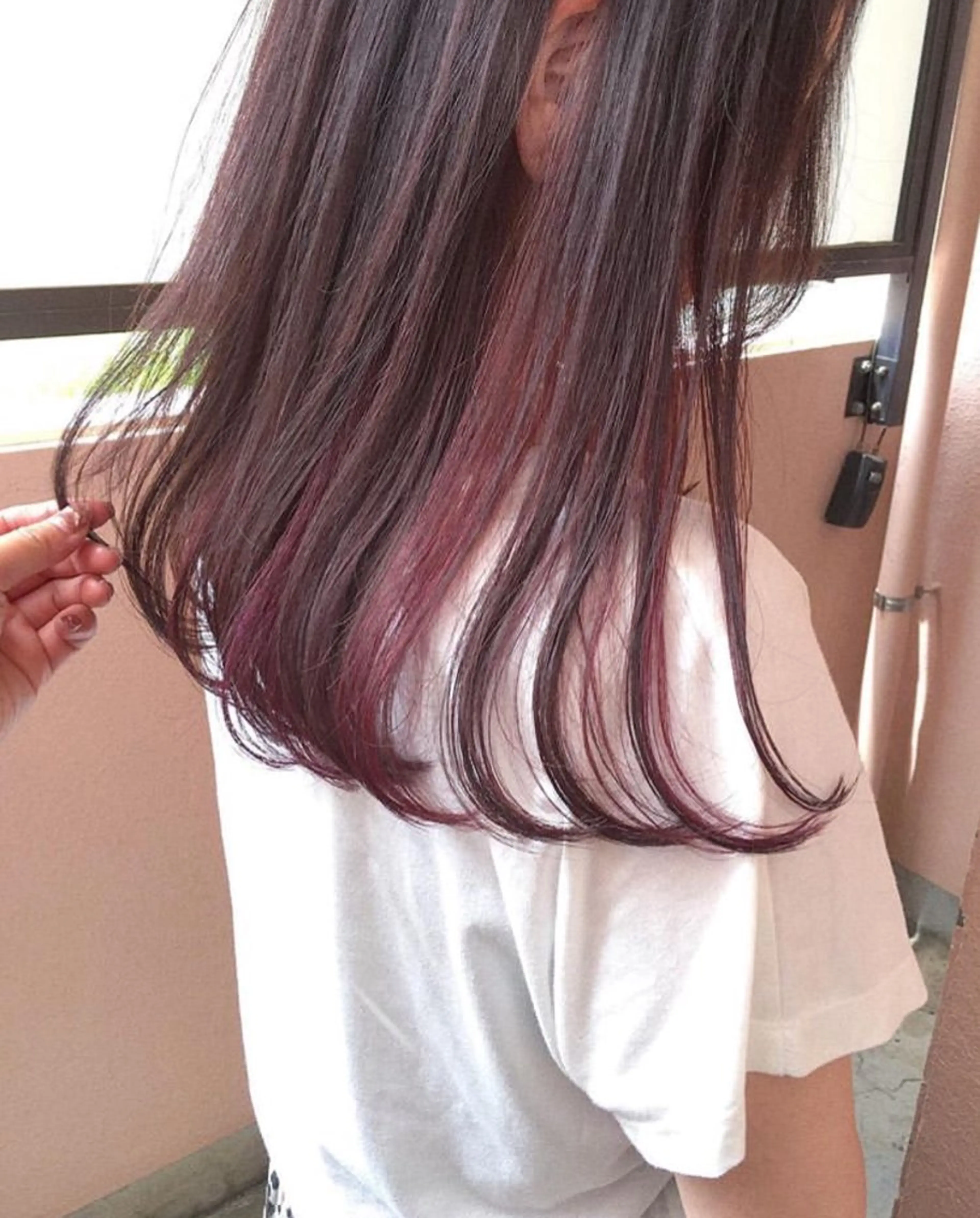 ミディアム カラー インナーカラー ピンクカラー ヘアカラー トリートメント レイヤーカット🪄 耳ツボ🎀Ayumiのヘアスタイル