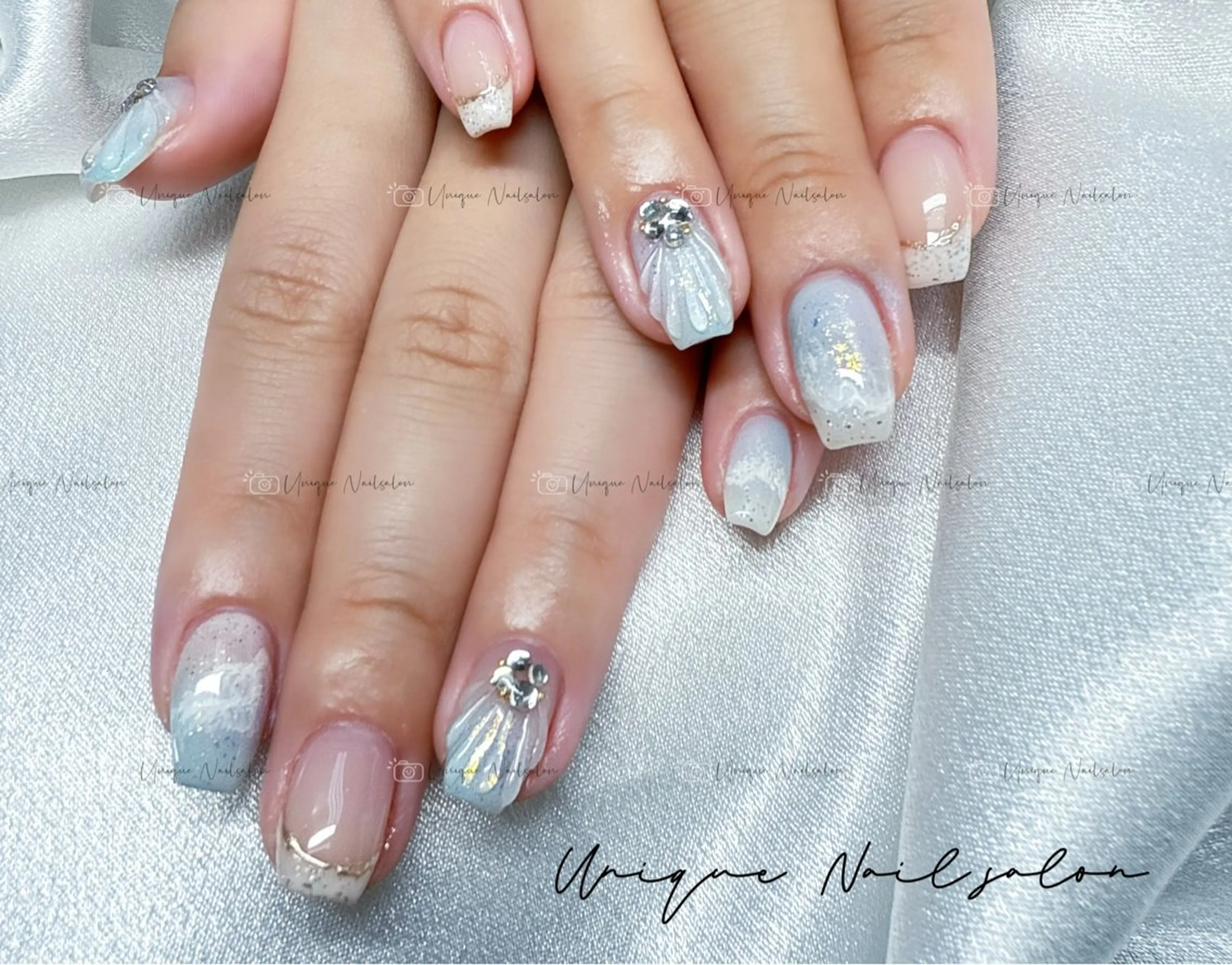 ネイル UniqueNail 長さだし専門店のネイルデザイン