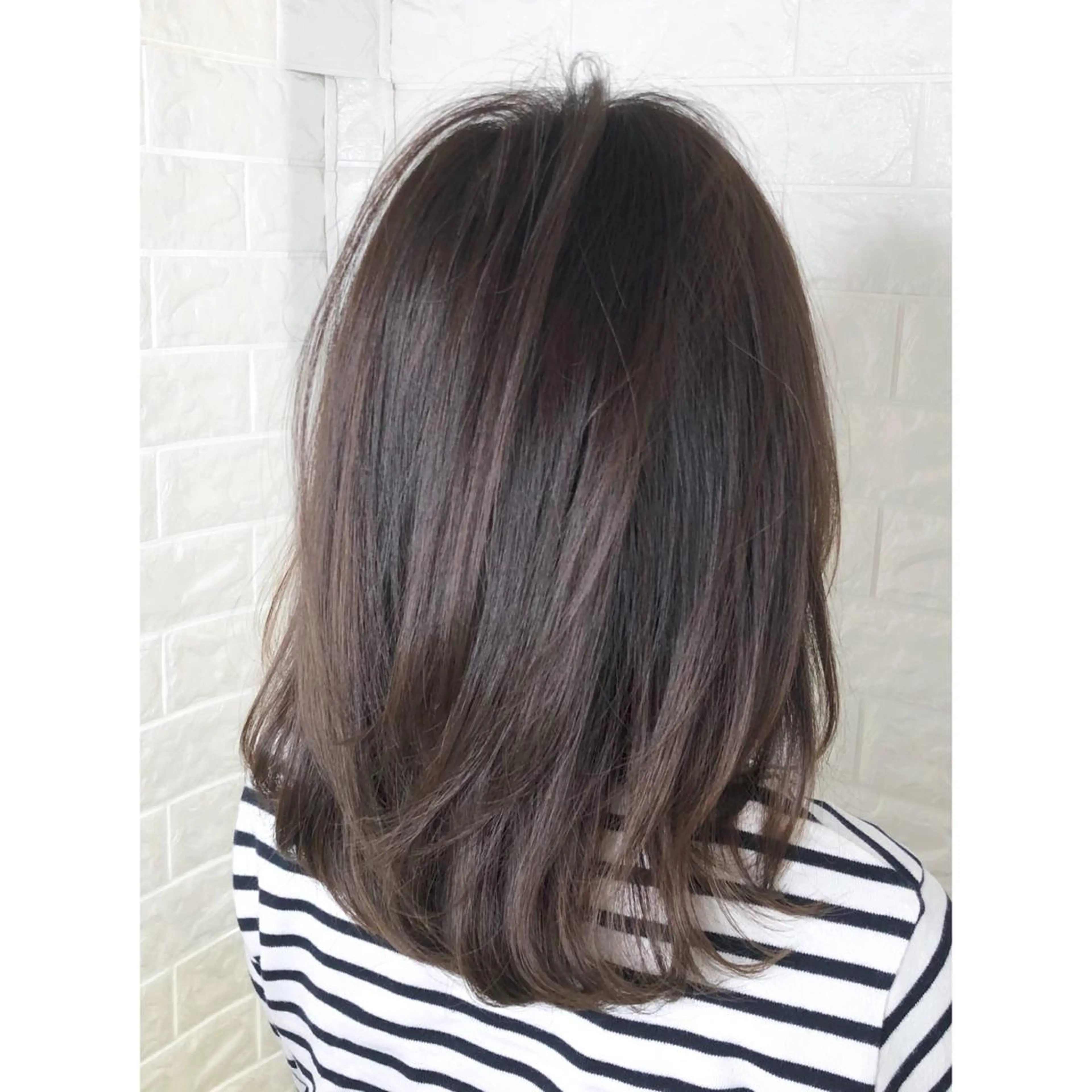 ミディアム カラー ベージュカラー ブリーチ ブラウンカラー ブラウンベージュ 透明感カラー カット ヘアカラー トリートメント ヘッドスパ 髪質改善特化KIZU /艶髪研究（京都）のヘアスタイル