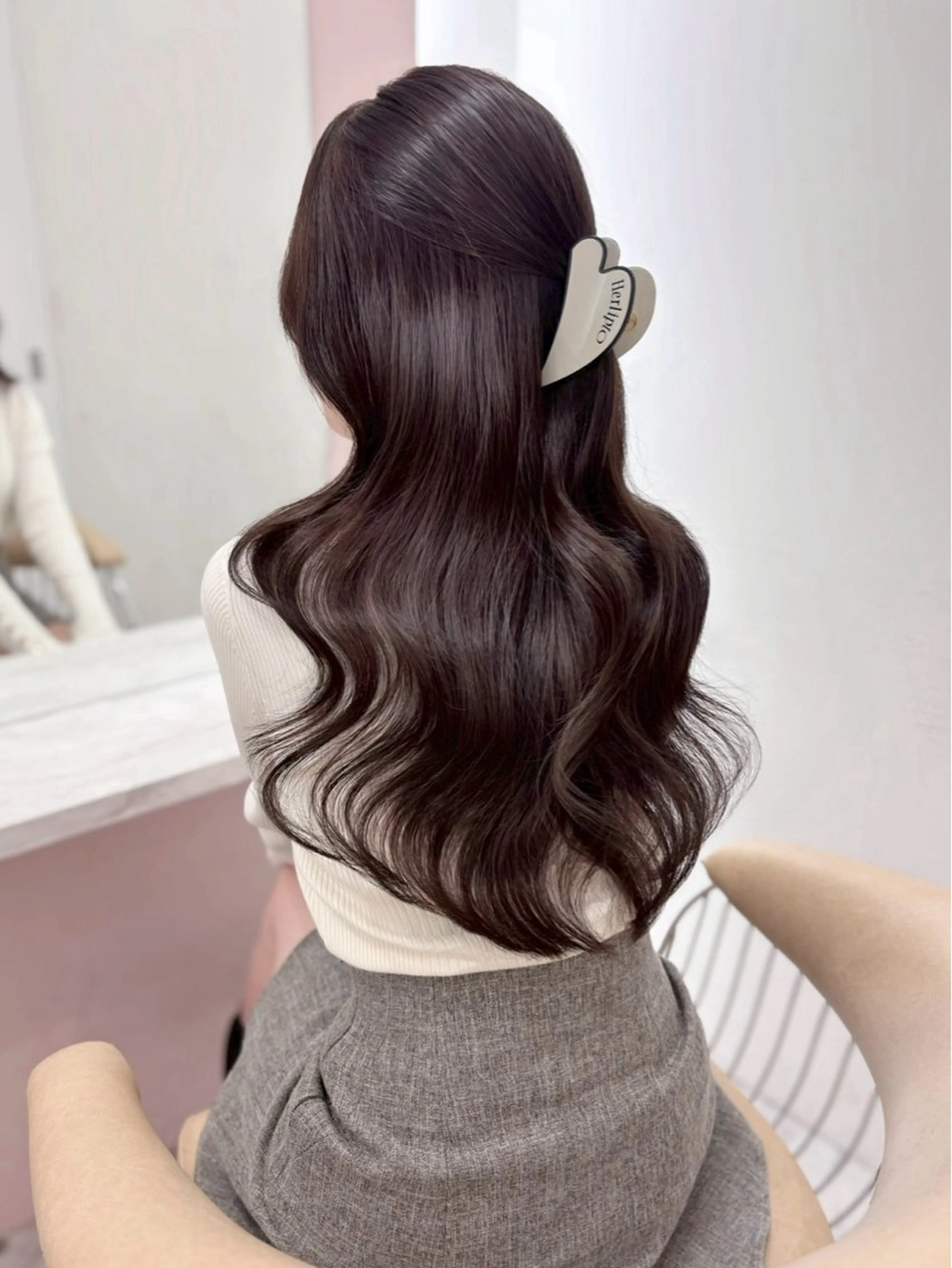 ロング 顔周りカット 髪質改善 韓国風ヘア レイヤーカット 束感まつ毛/京都 優春🎀💭のマツエク・マツパデザイン